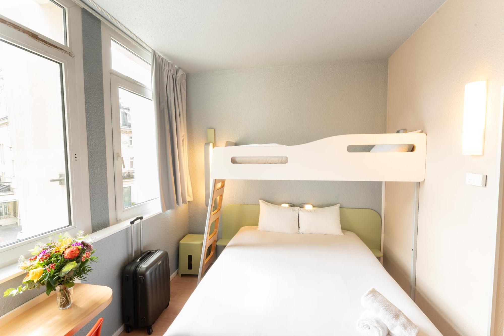 Standard Double Room a Bunk Bed