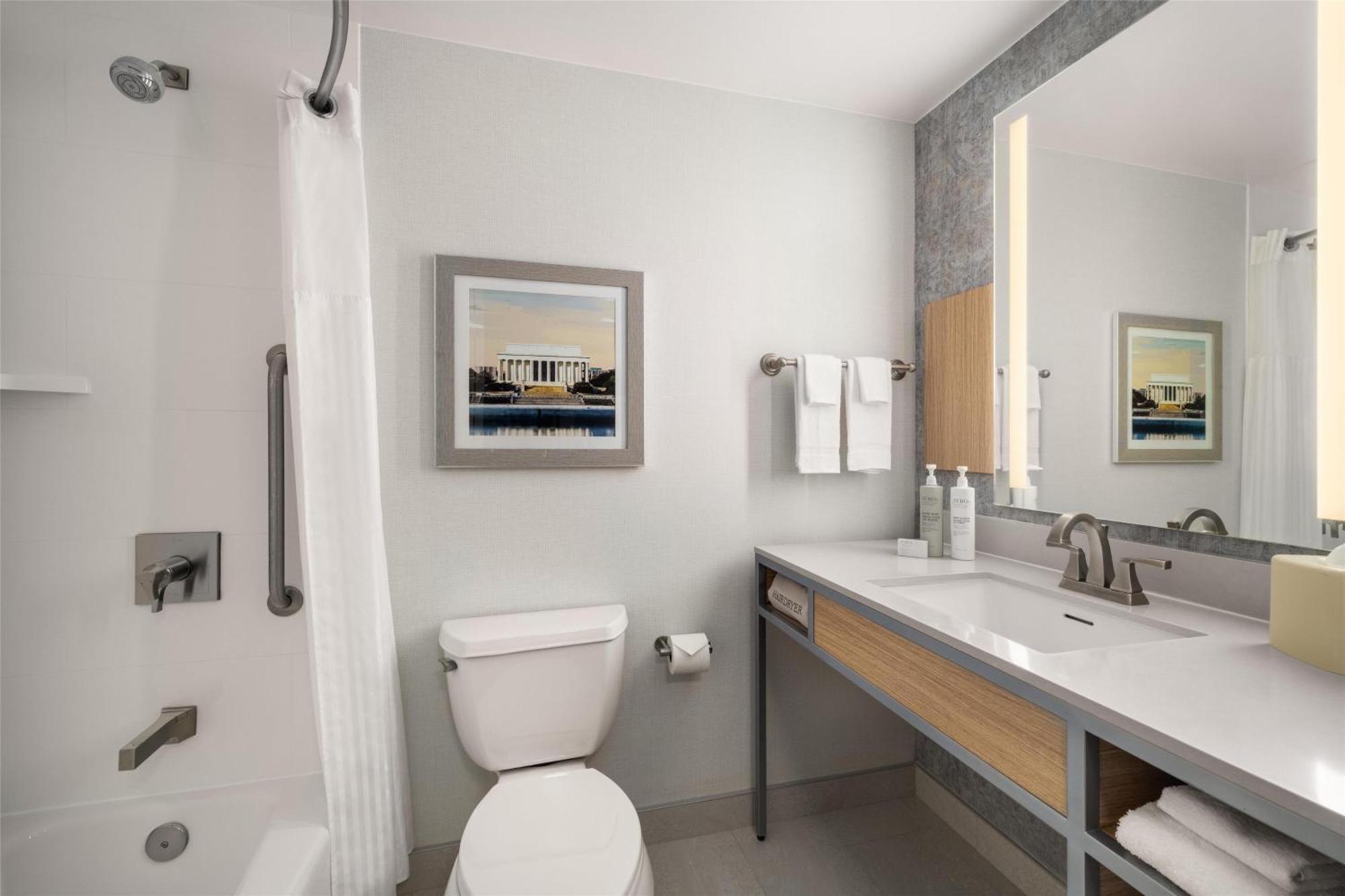 Premium Queen Room Two Queen Beds