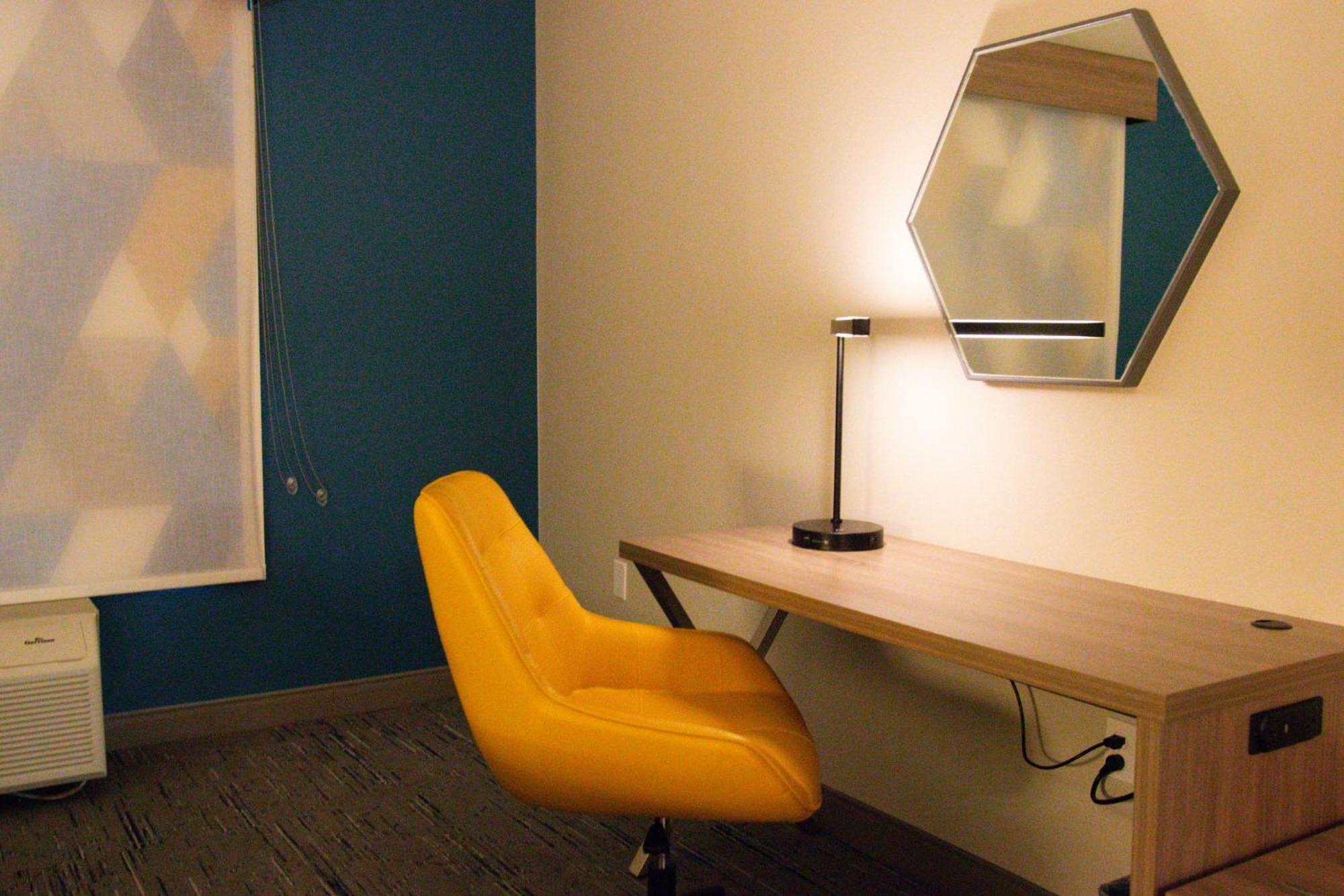 Standard King Room