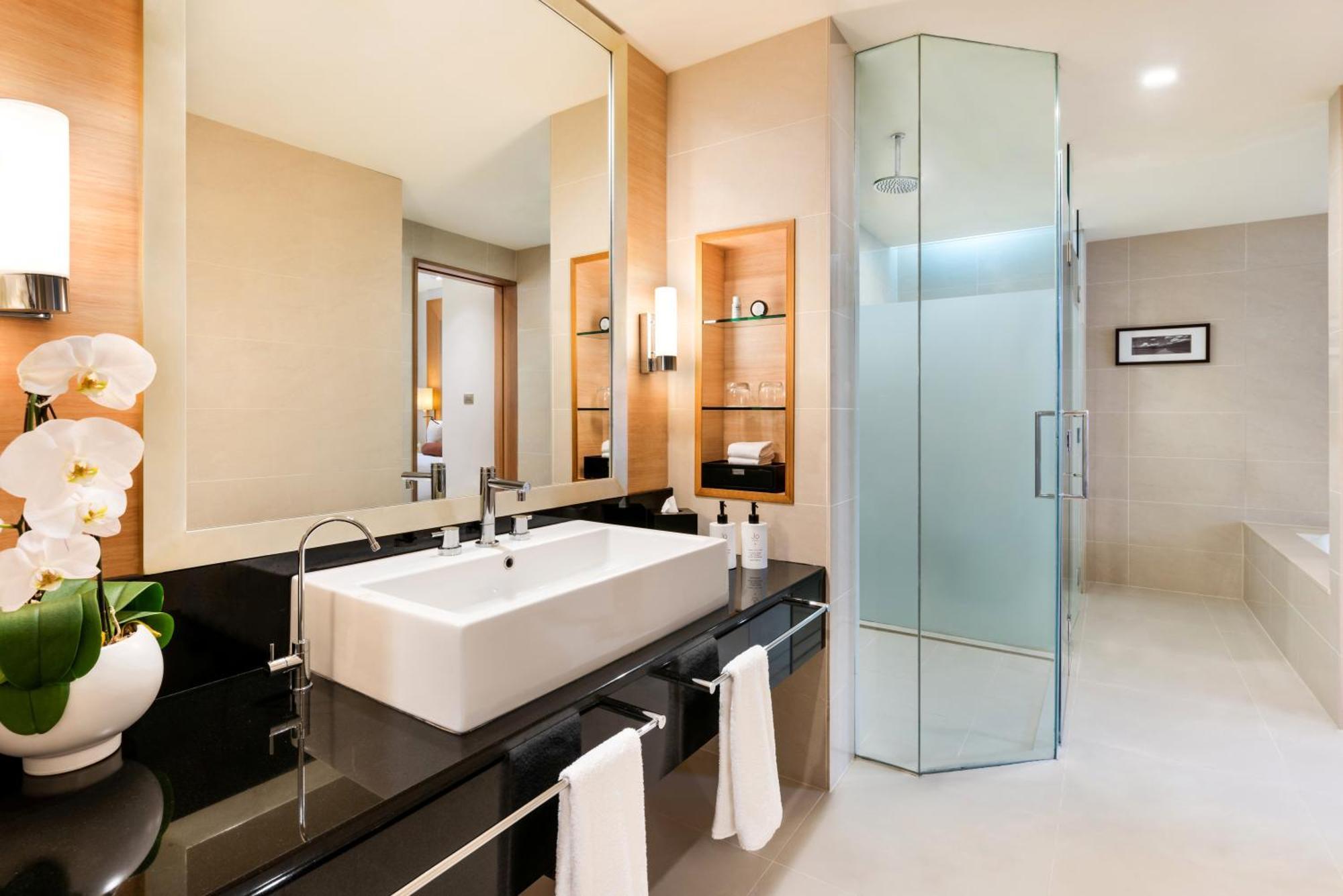 Pacific Club Suite