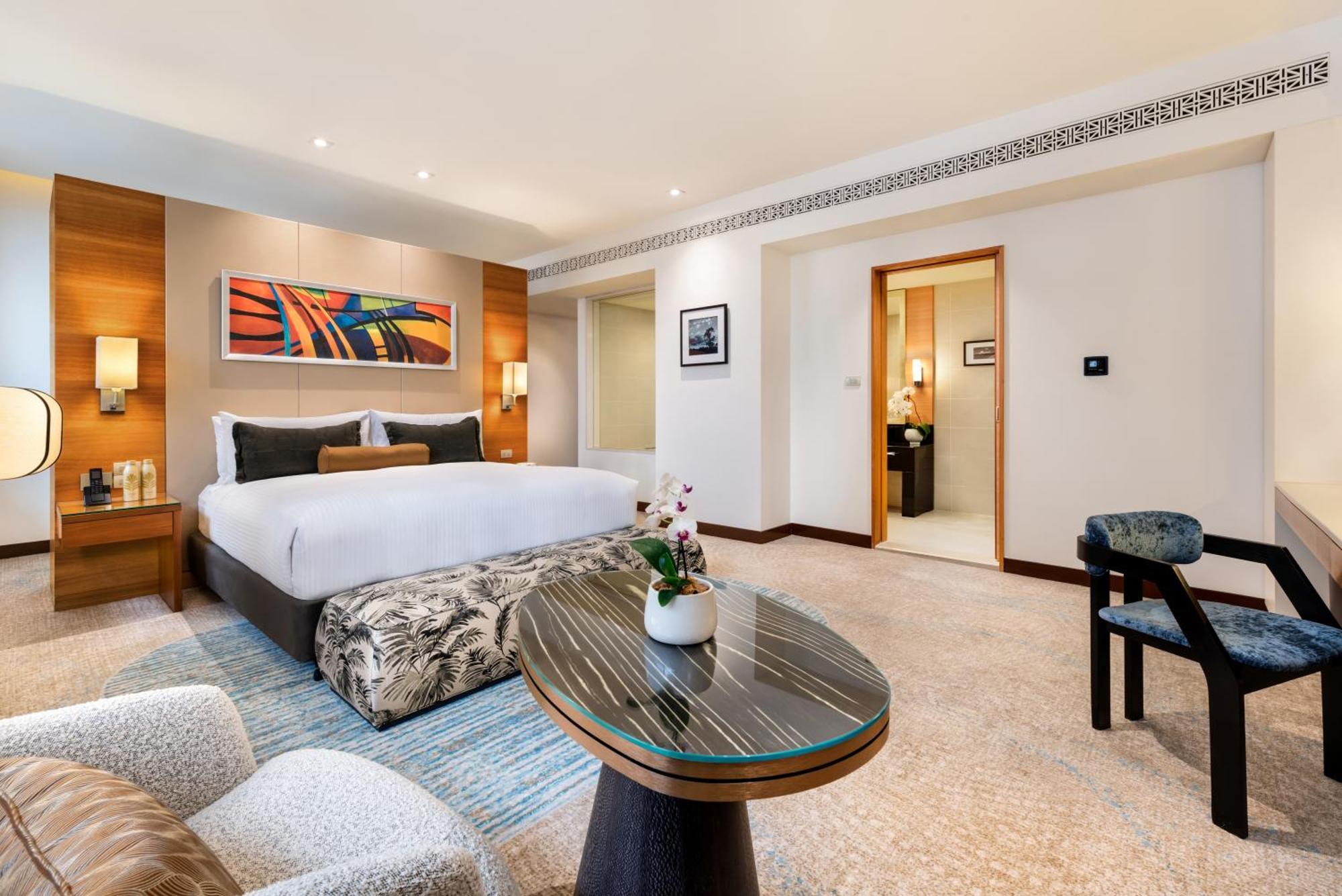Pacific Club Room