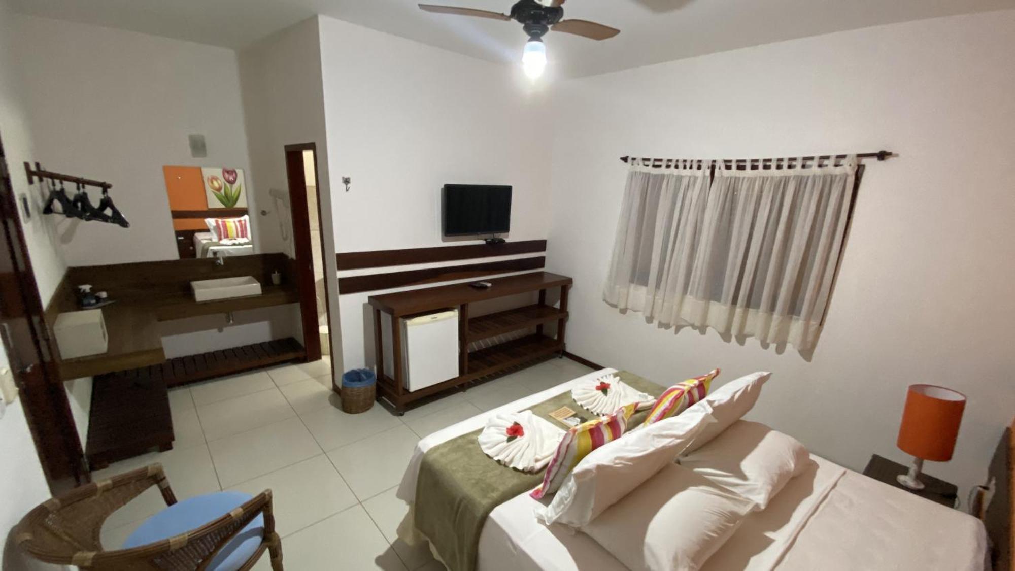 Standard Queen Room