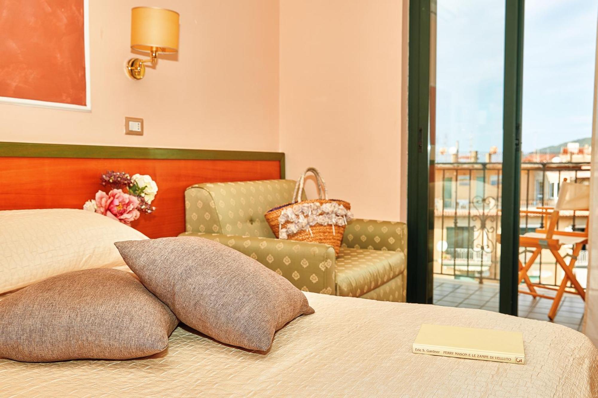 Triple Room with Balcony,1698950308:JPEG