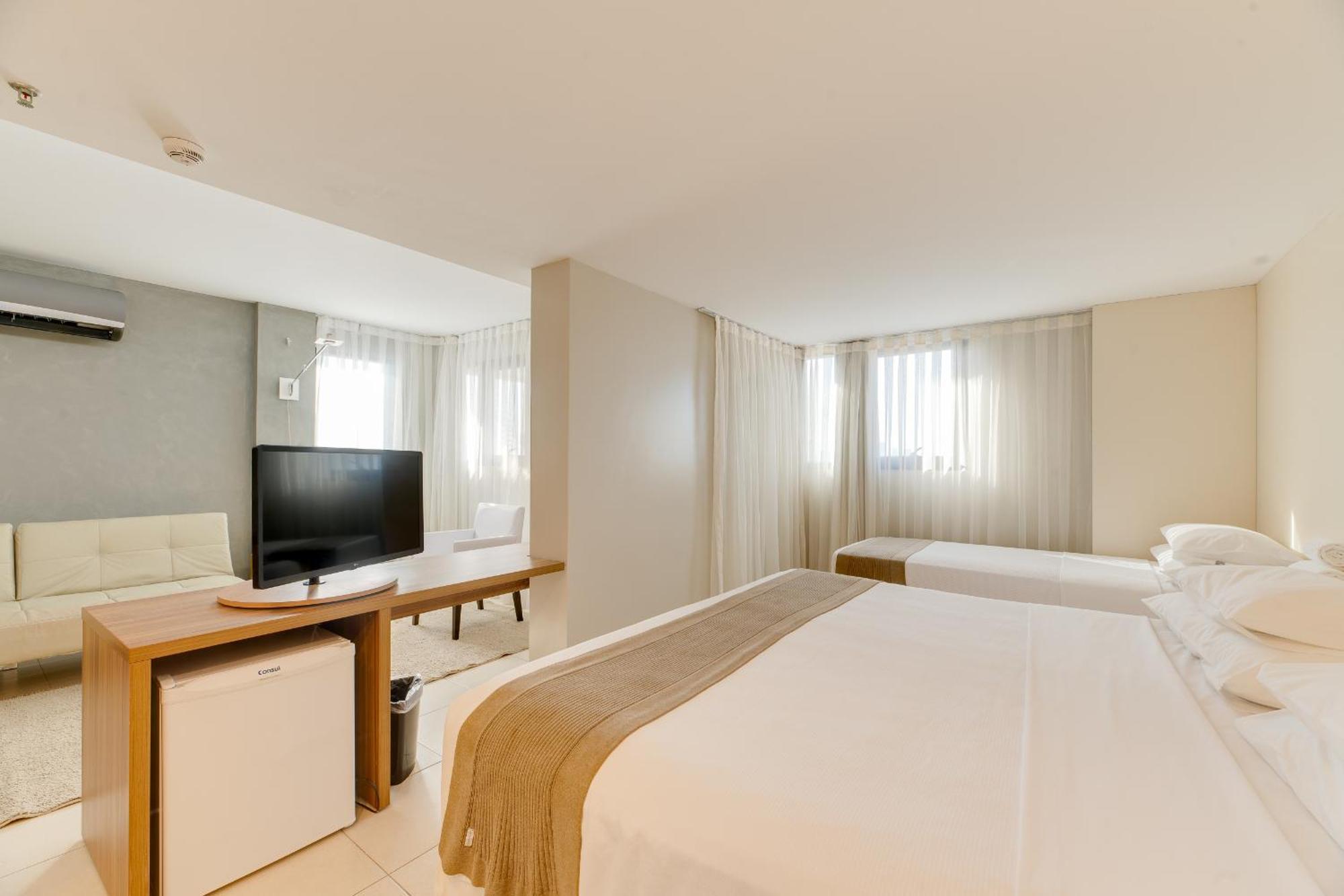 Deluxe Triple Suite