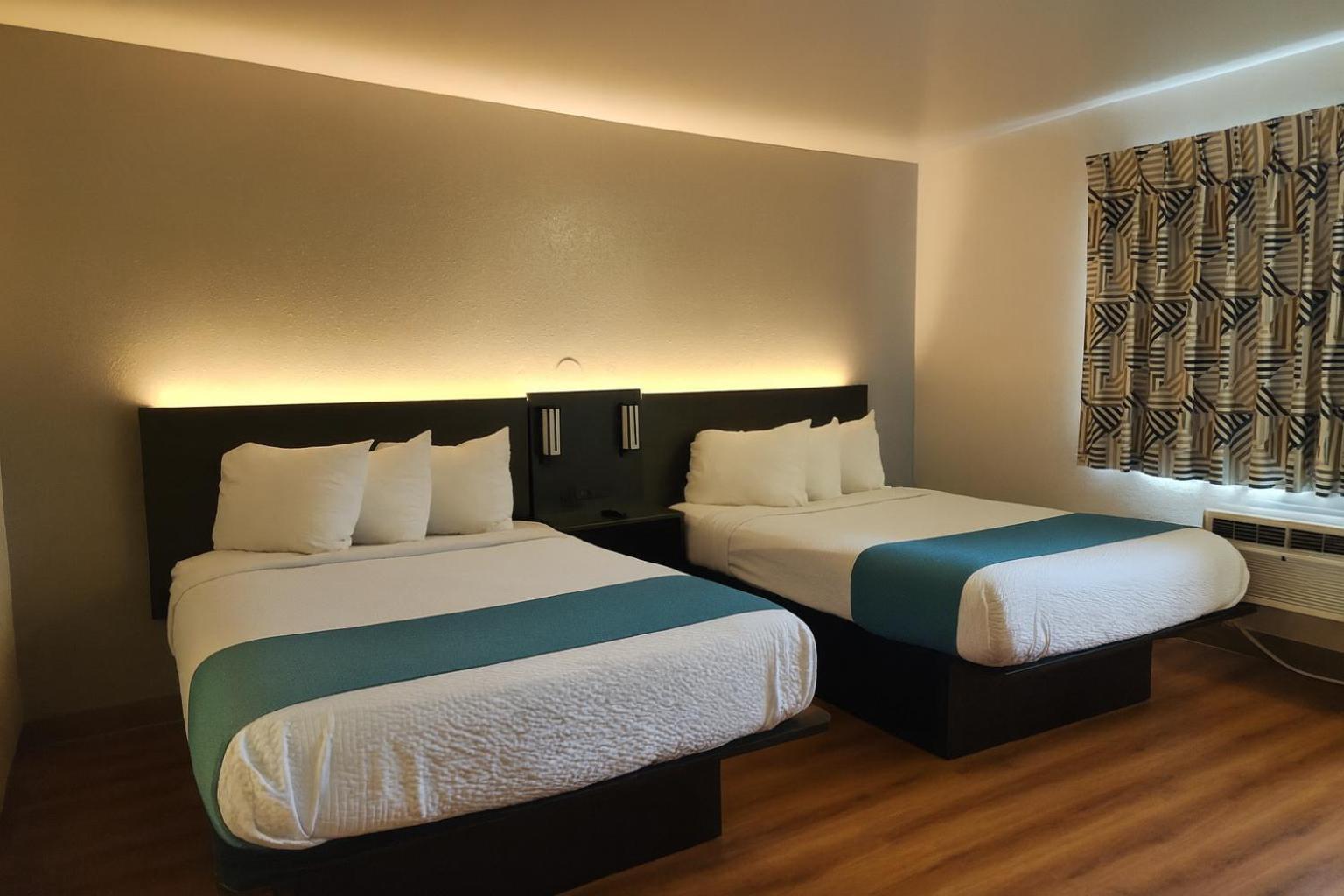 Premium Quadruple Room
