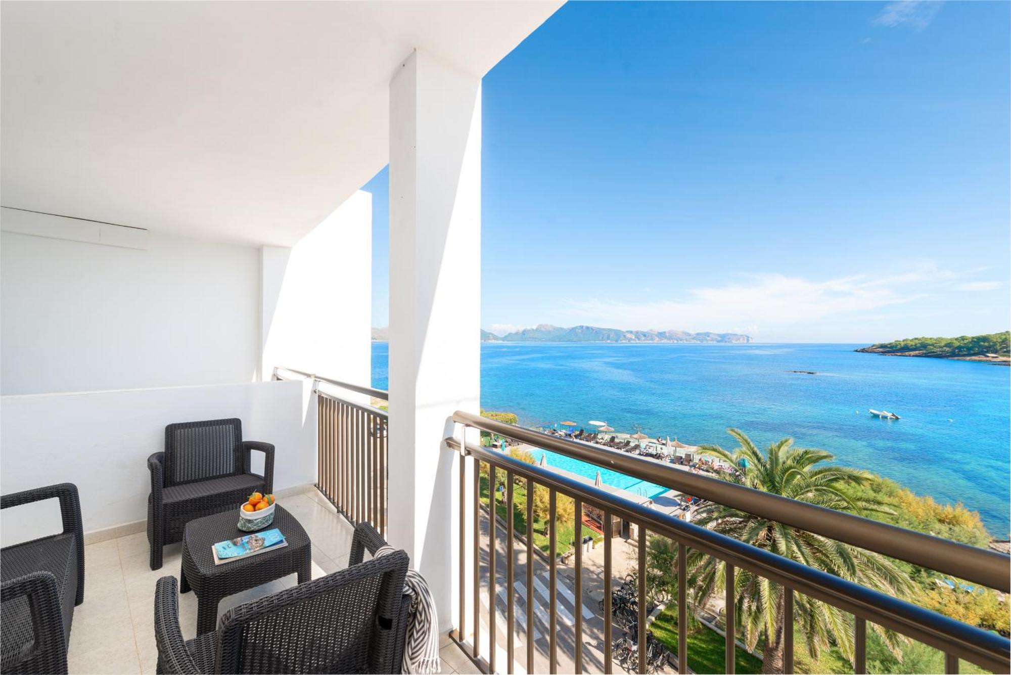 Junior Suite with Sea View,1698991956:JPEG