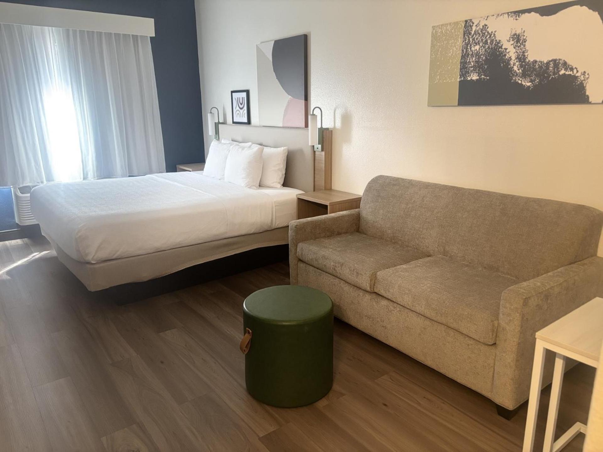 King Room