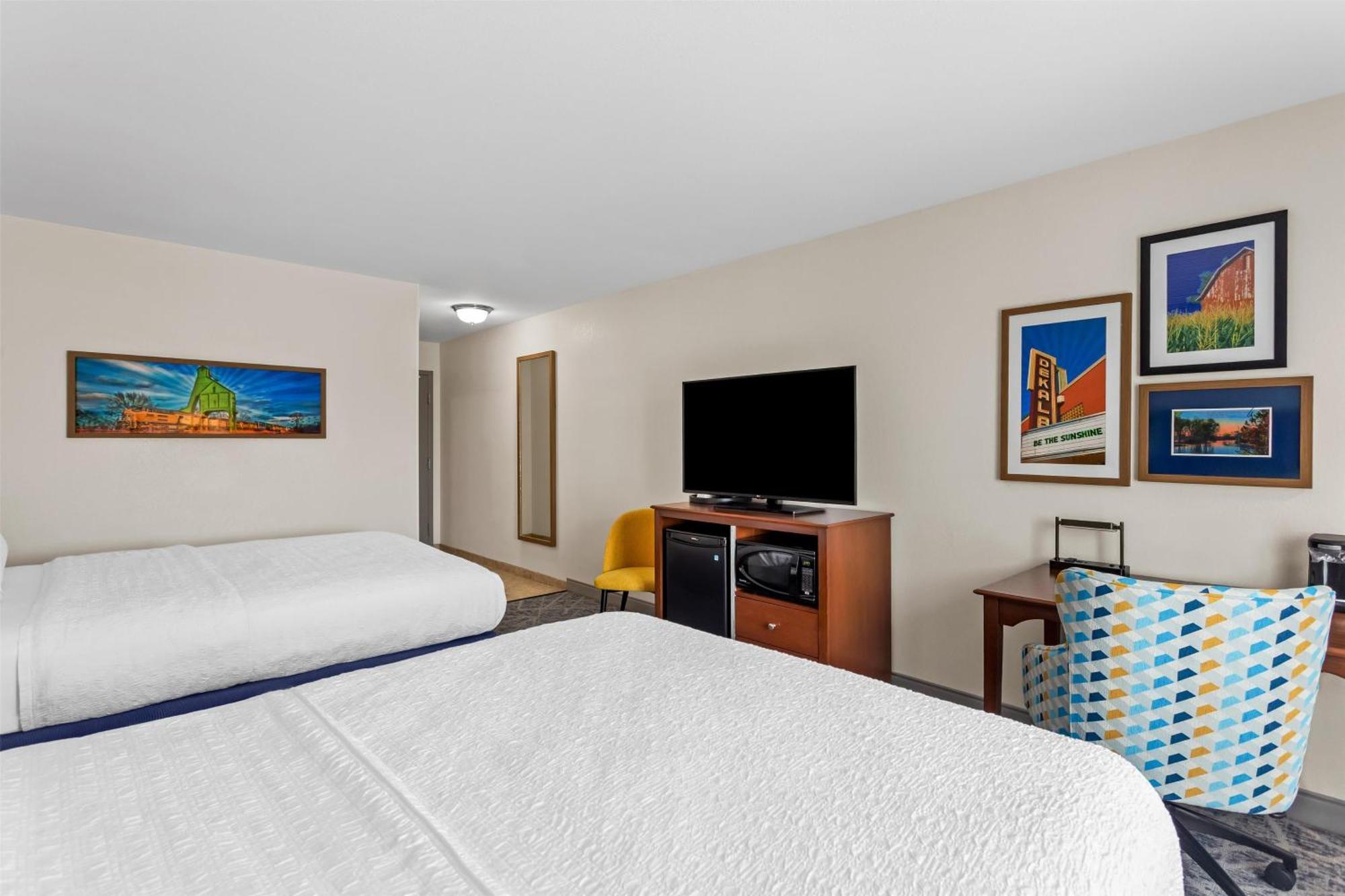 Queen Room Two Queen Beds