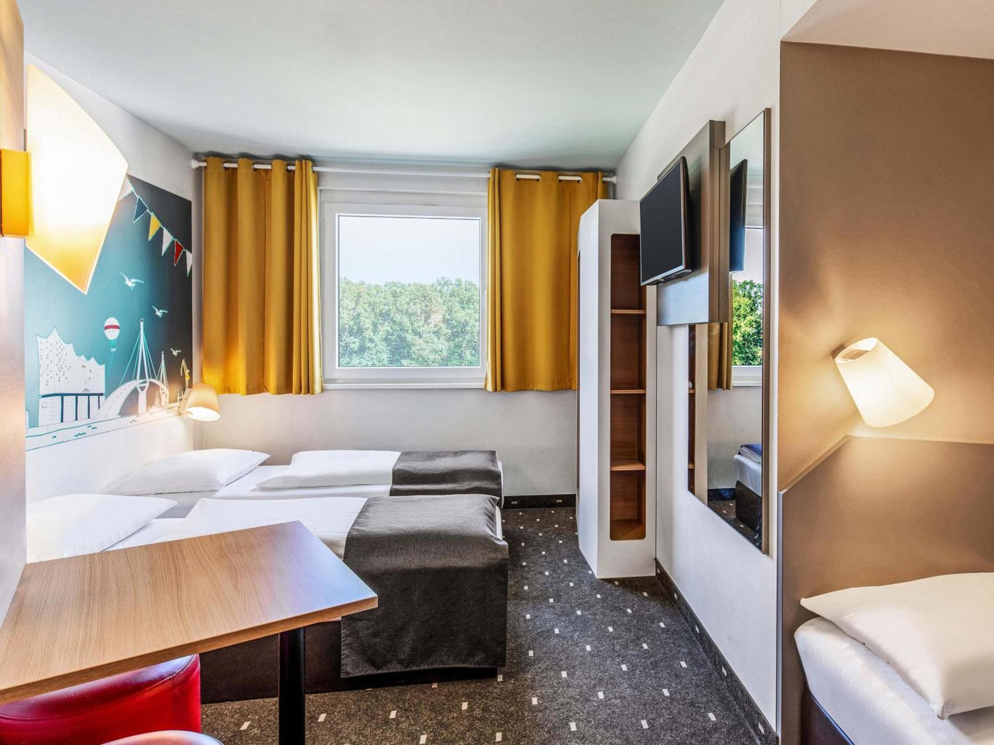 Triple Room