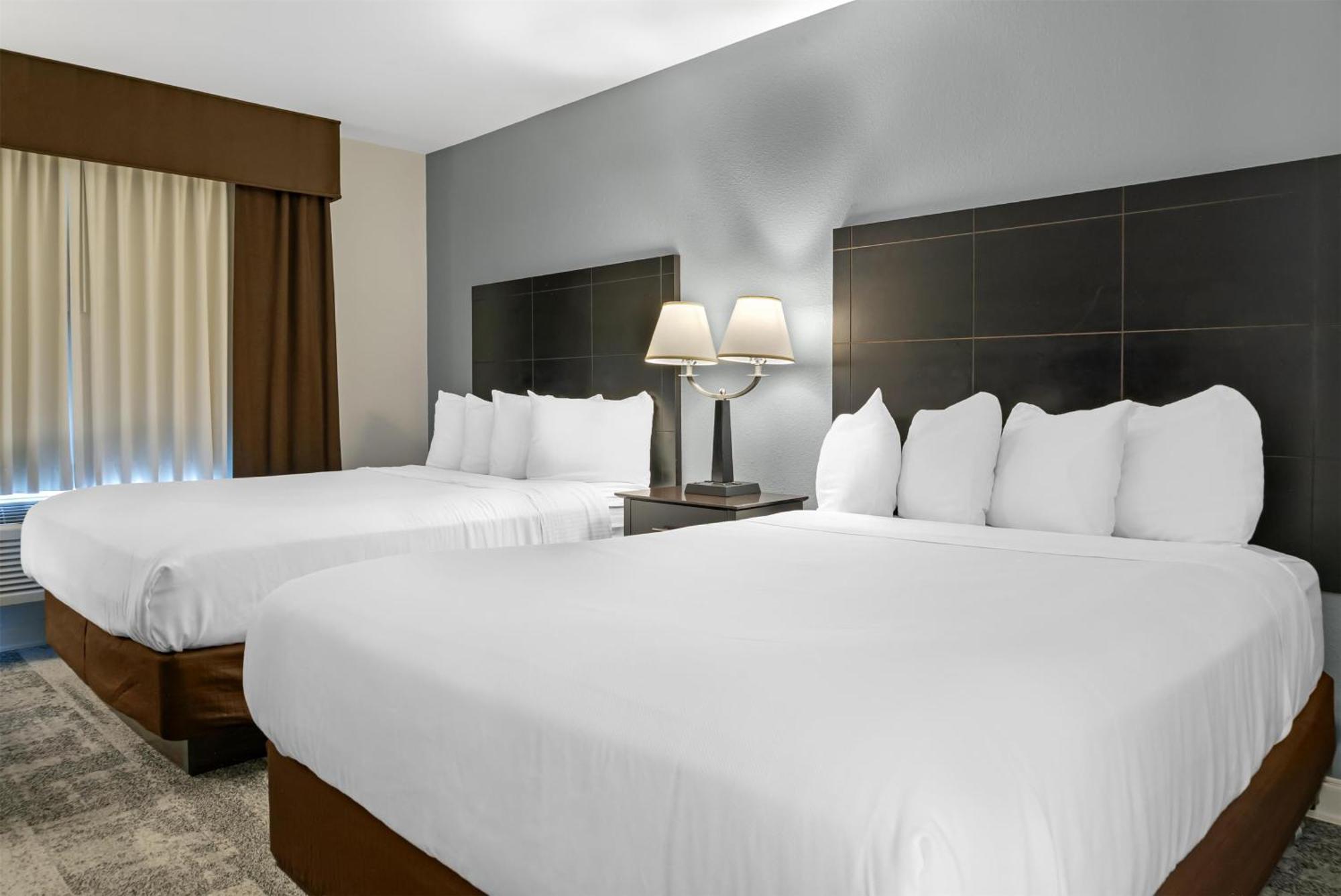 Queen Room Two Queen Beds