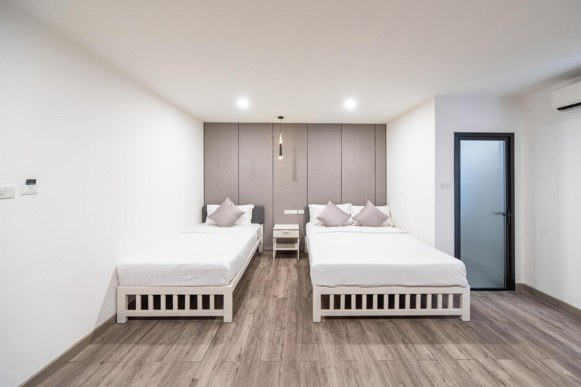 Deluxe Family Room