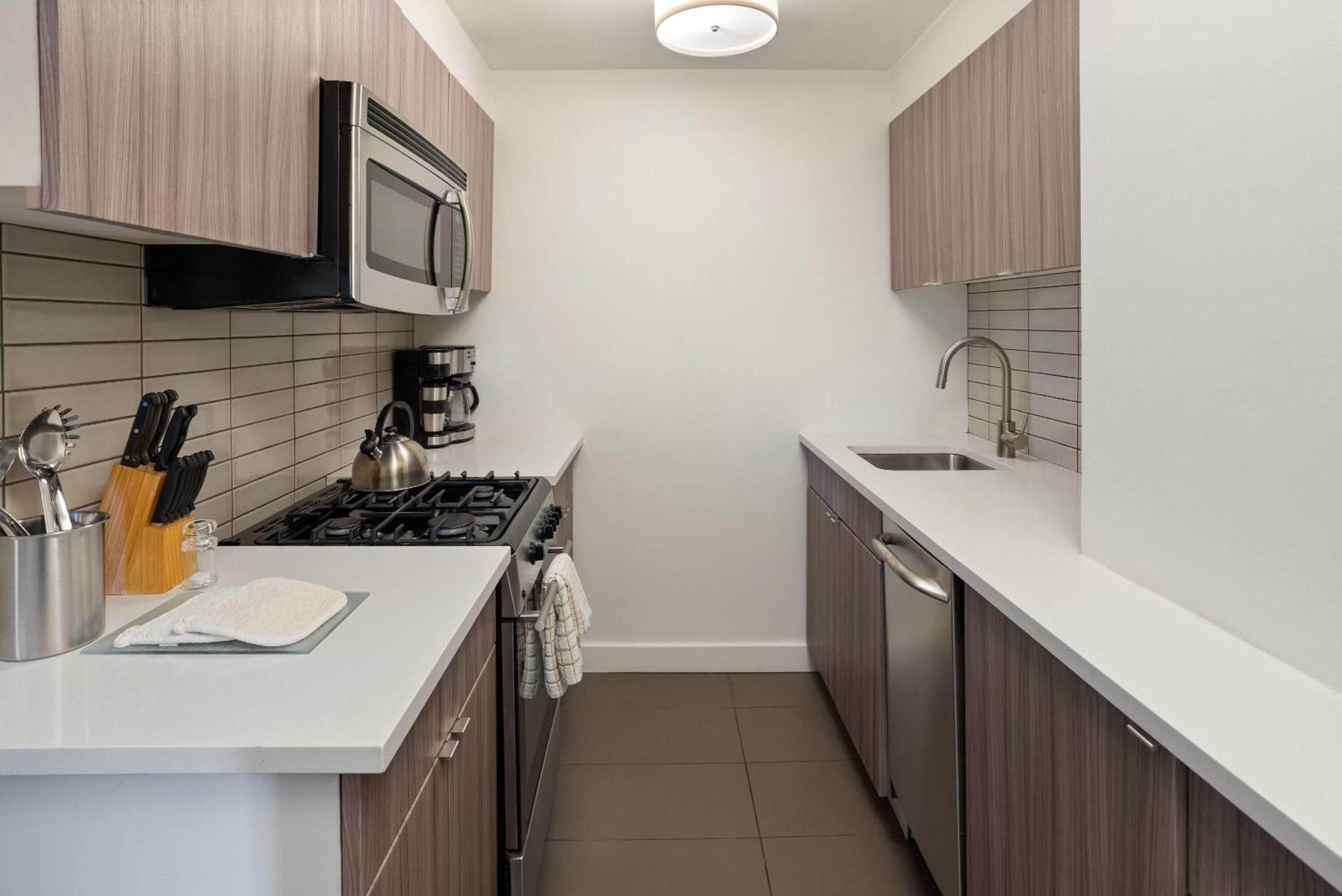 1 Queen Bed Wellness Studio Apartment Non-Smoking