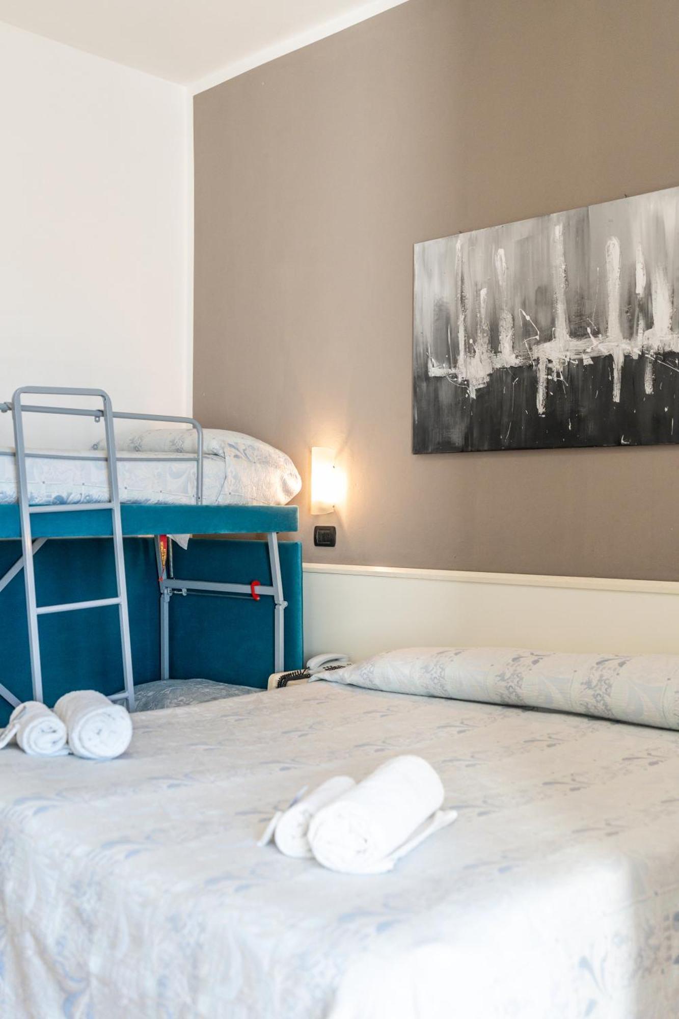 Comfort Quadruple Room