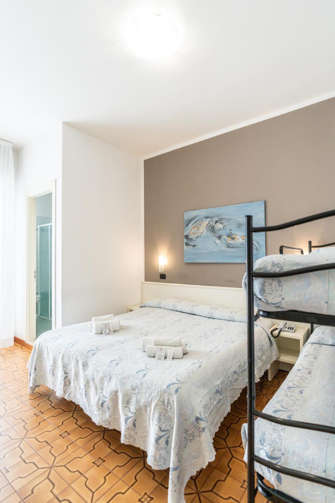 Comfort Quadruple Room