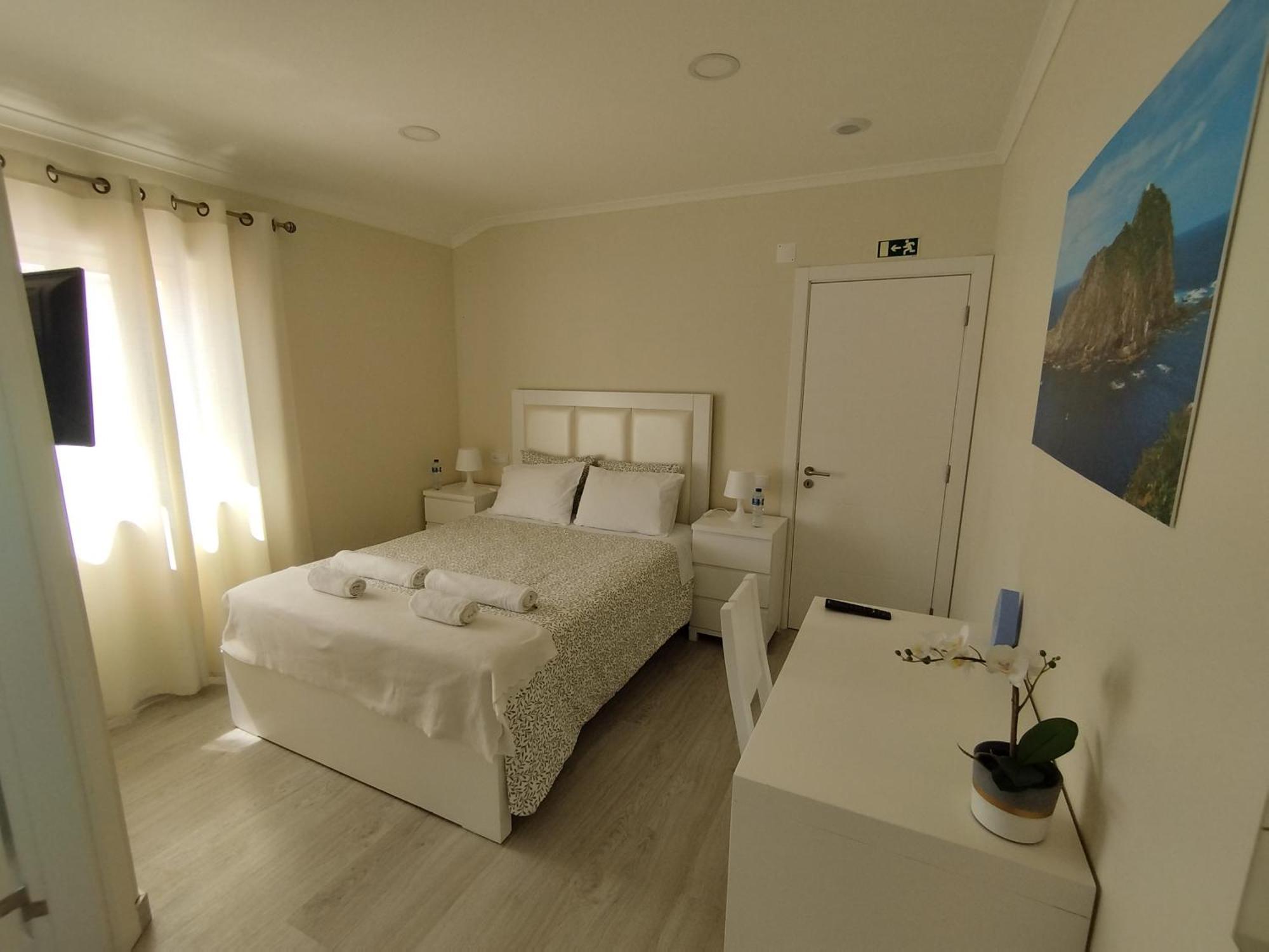 Double Room Private Bathroom