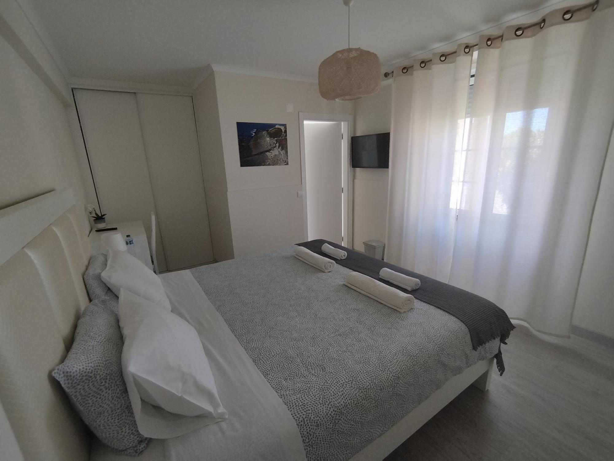 Twin Room Private Bathroom