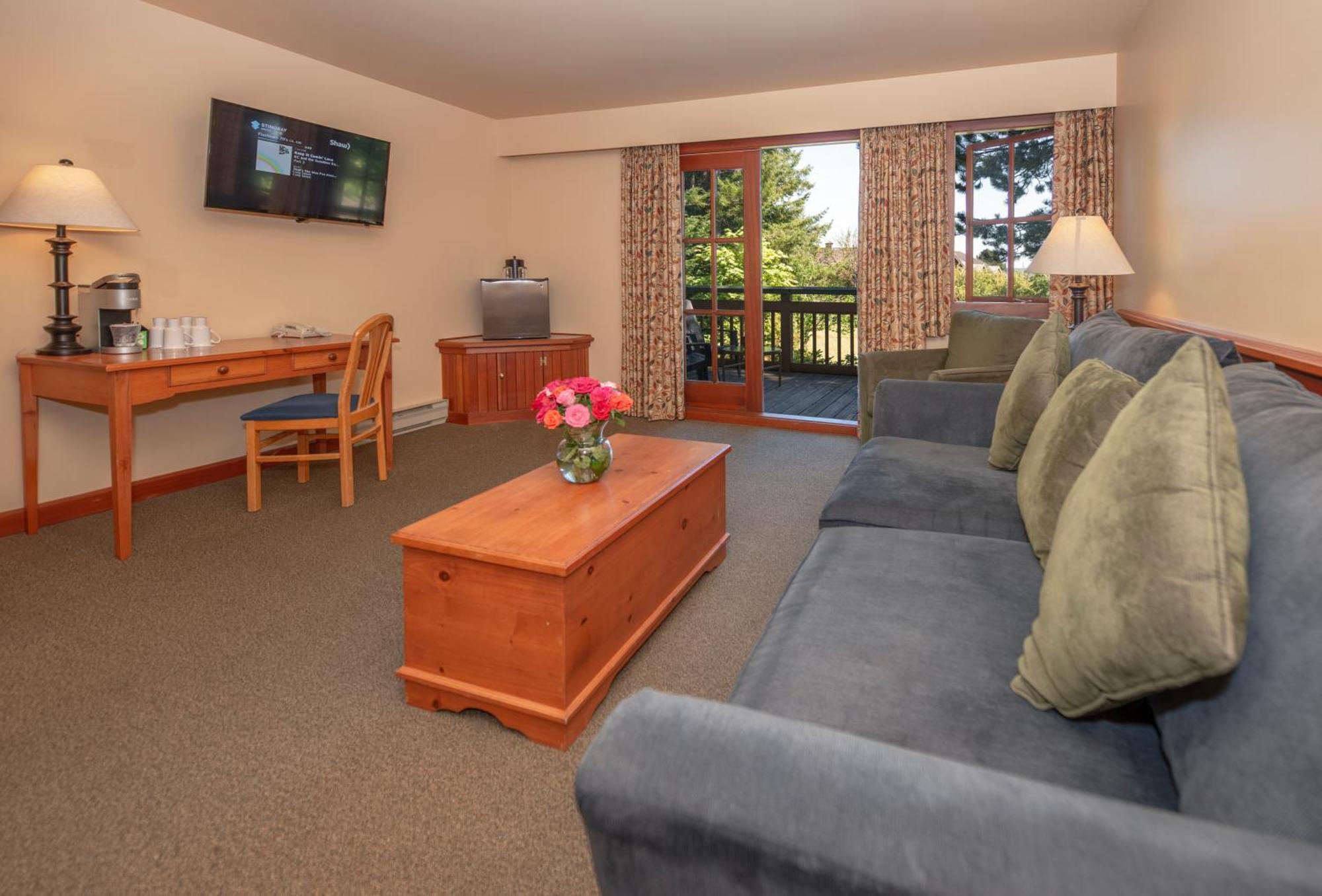 Garden View Executive Loft