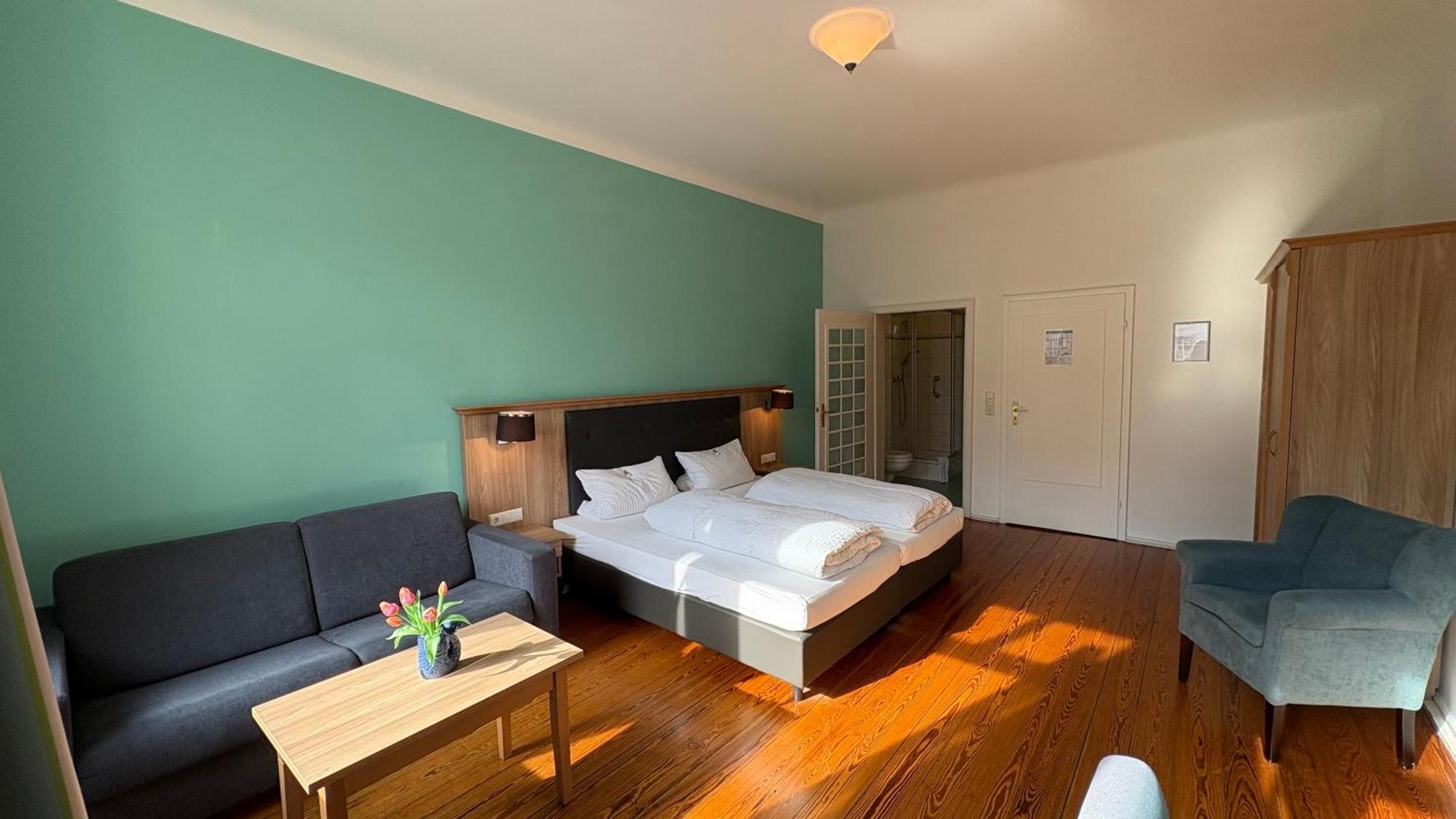 Triple Room City View