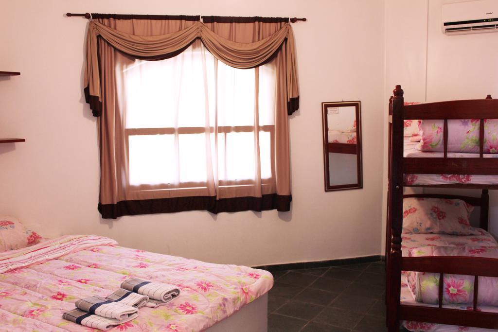 Deluxe One-Bedroom Apartment