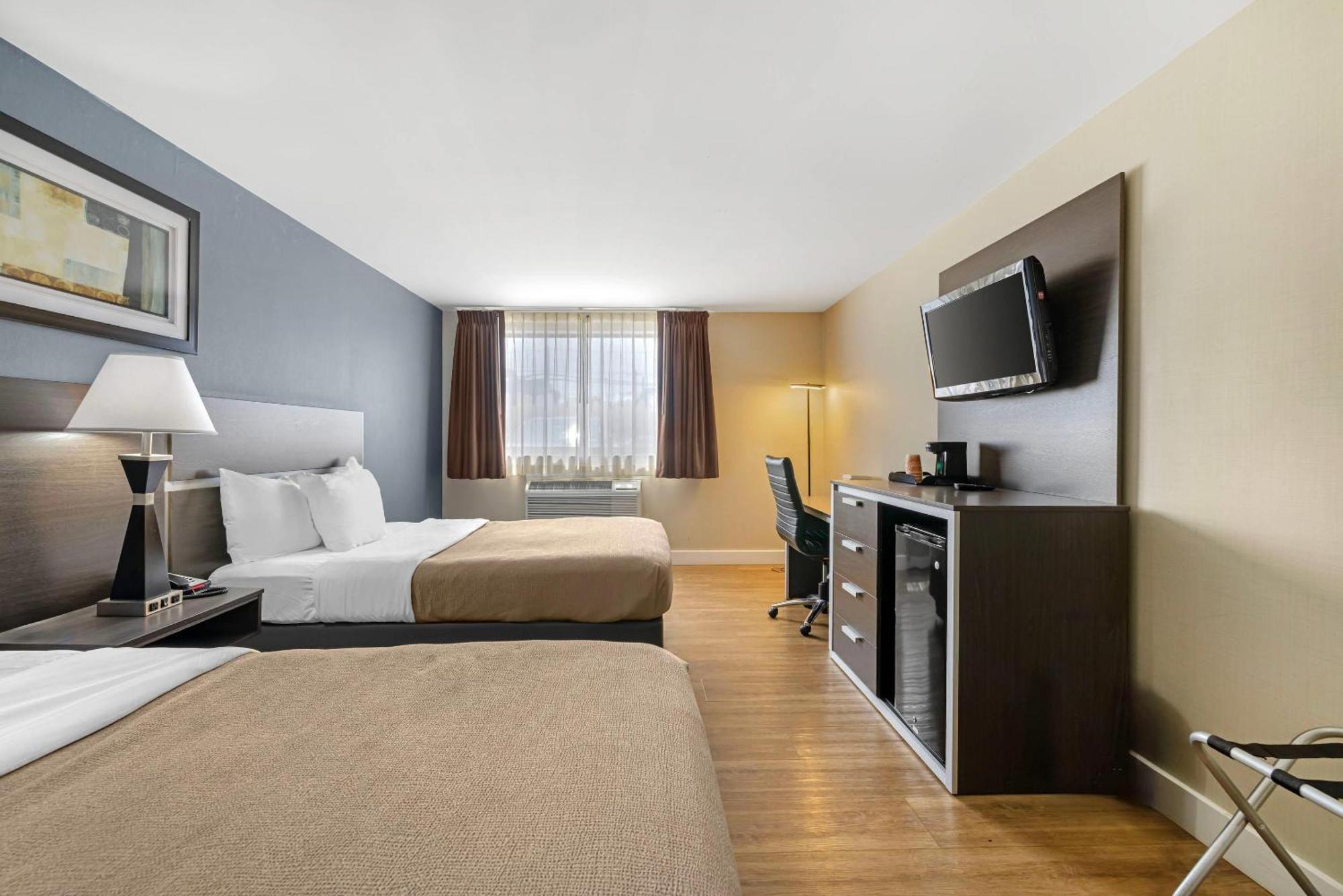 Standard Room Two Double Beds Non-Smoking