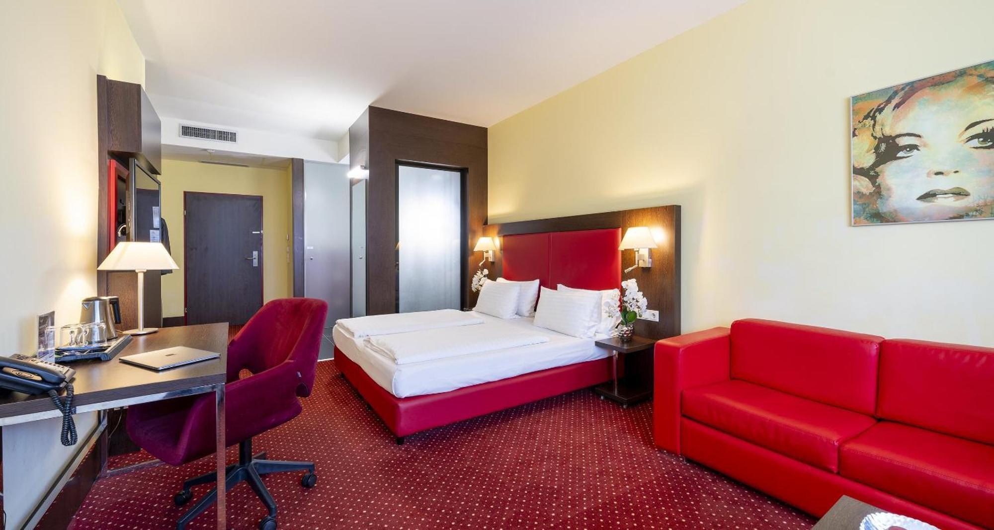 Comfort Triple Room