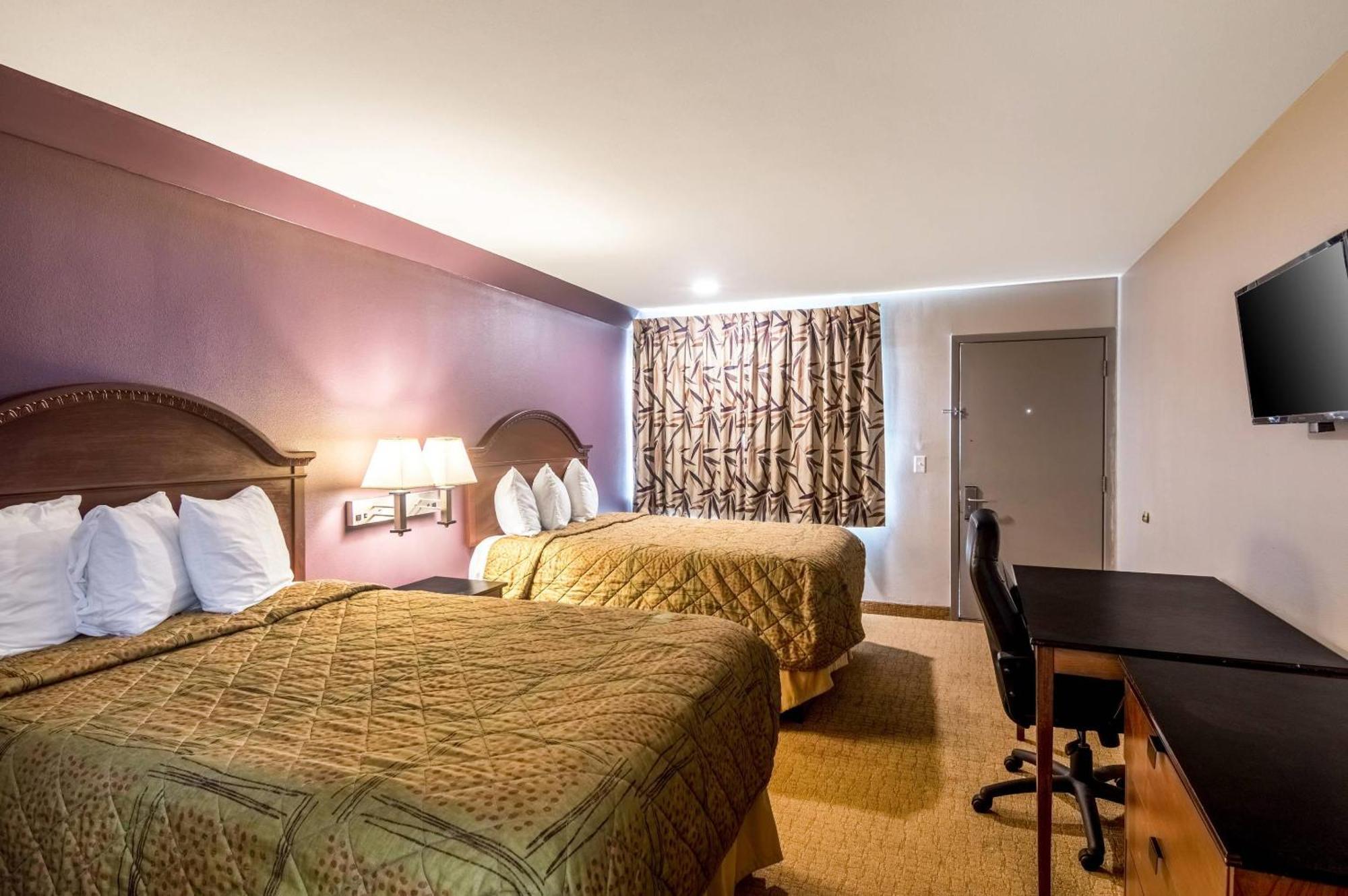 Double Room Two Double Beds Non-Smoking