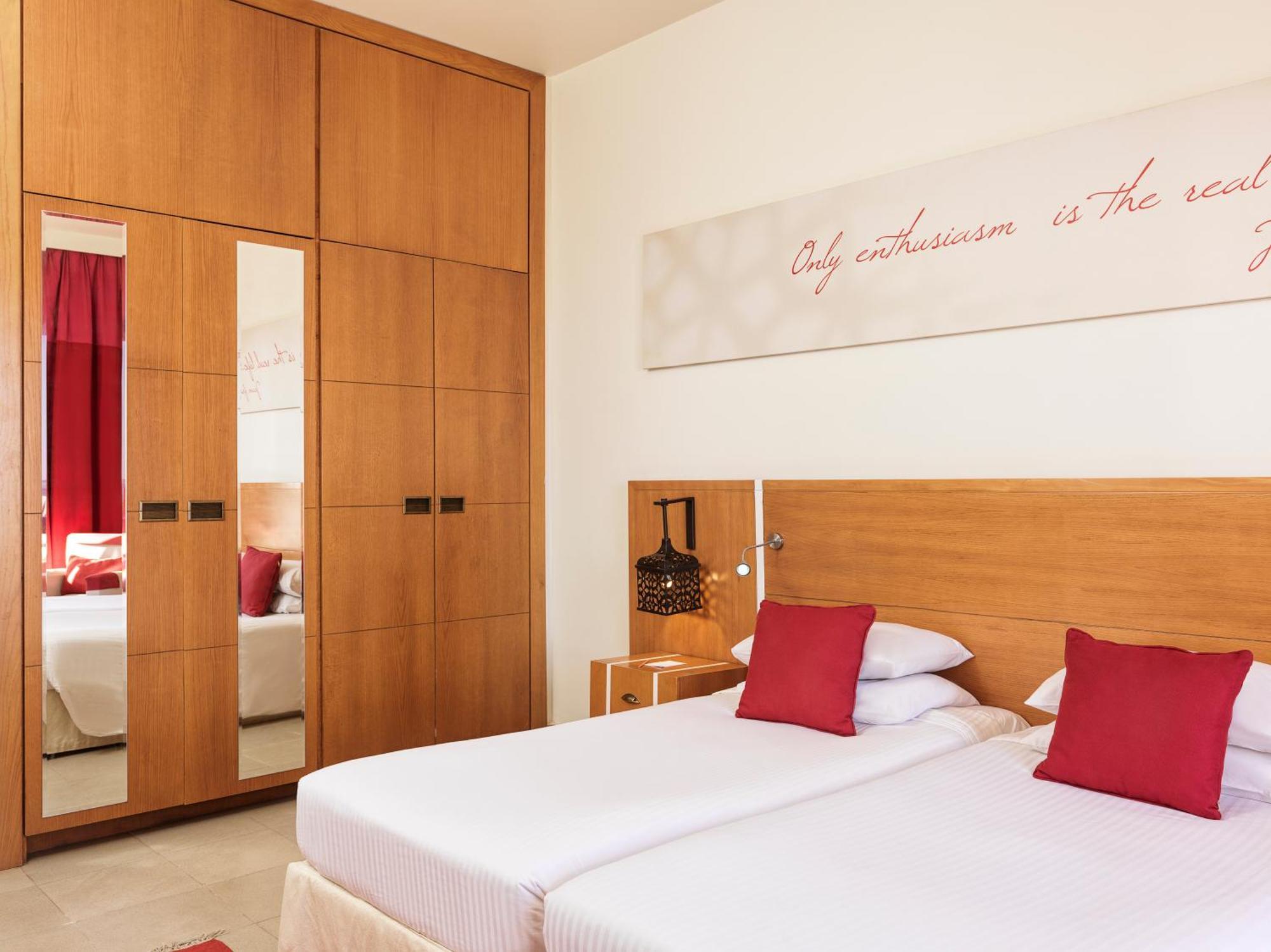 Premium Uitzicht op het zwembad