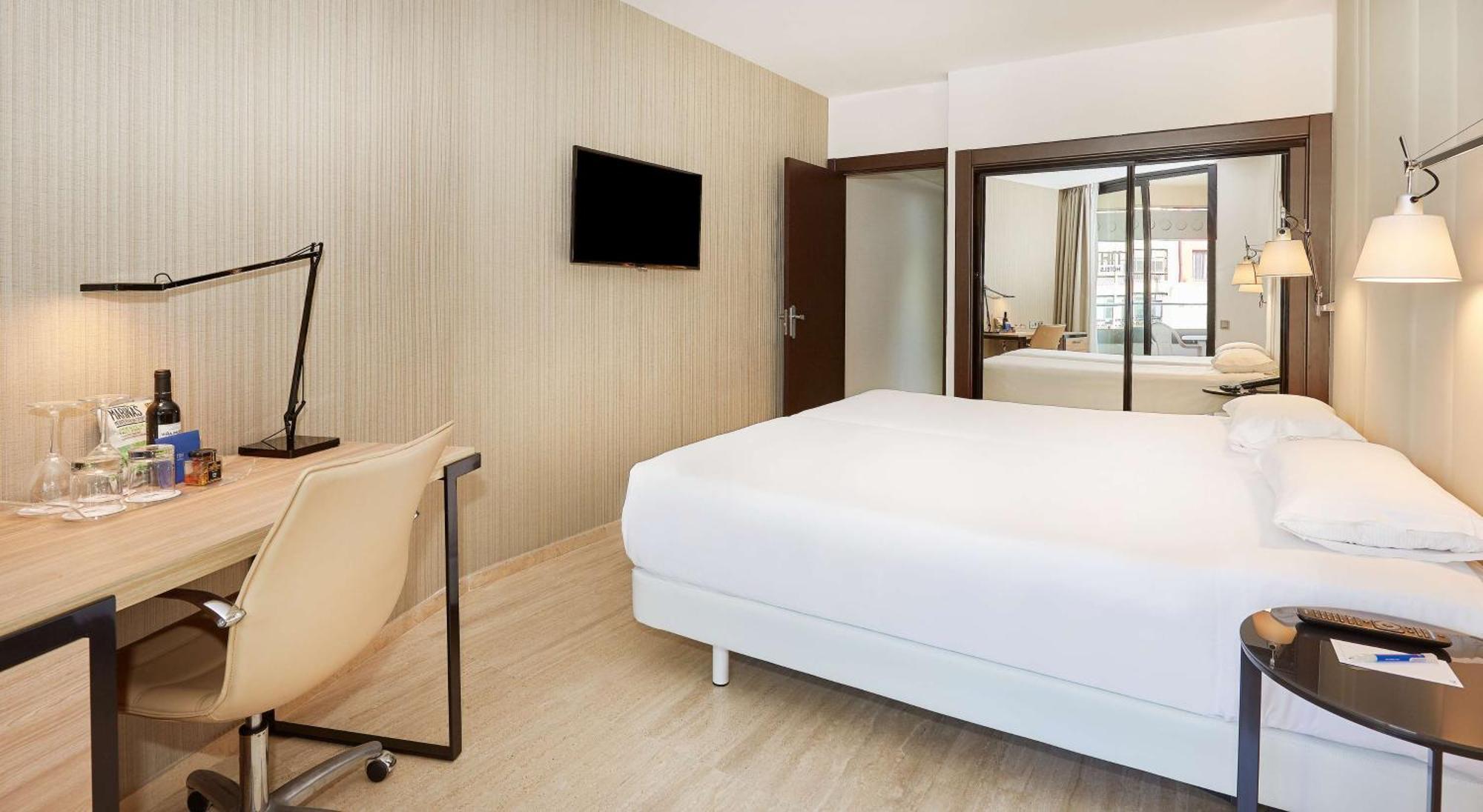 Standard Double or Twin Room Terrace