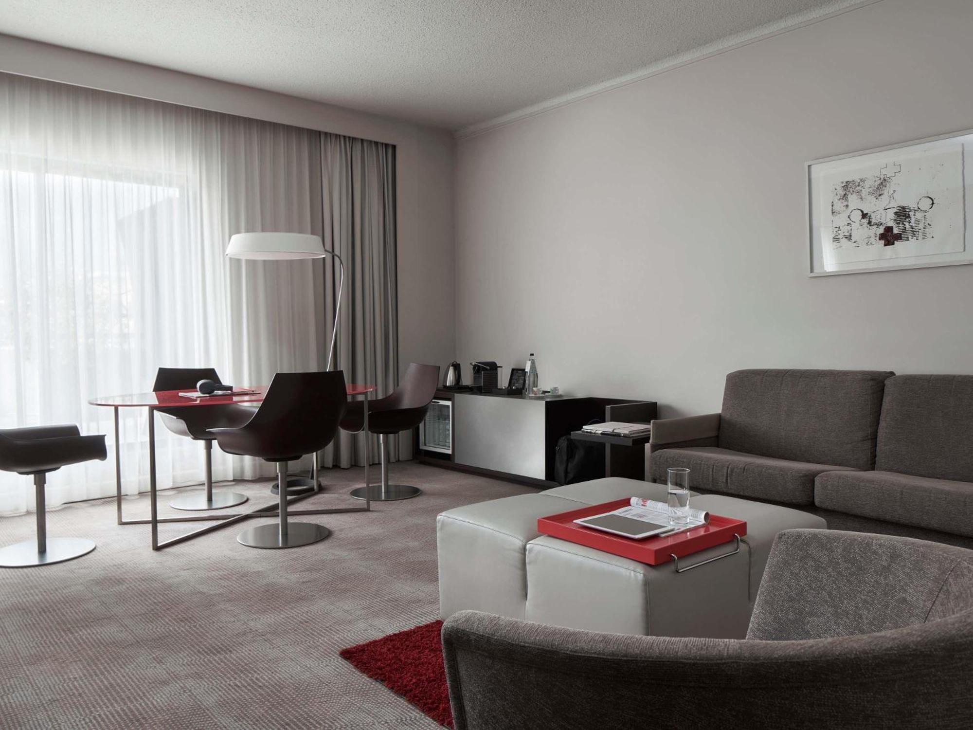 Suite 1 double bed double sofa bed