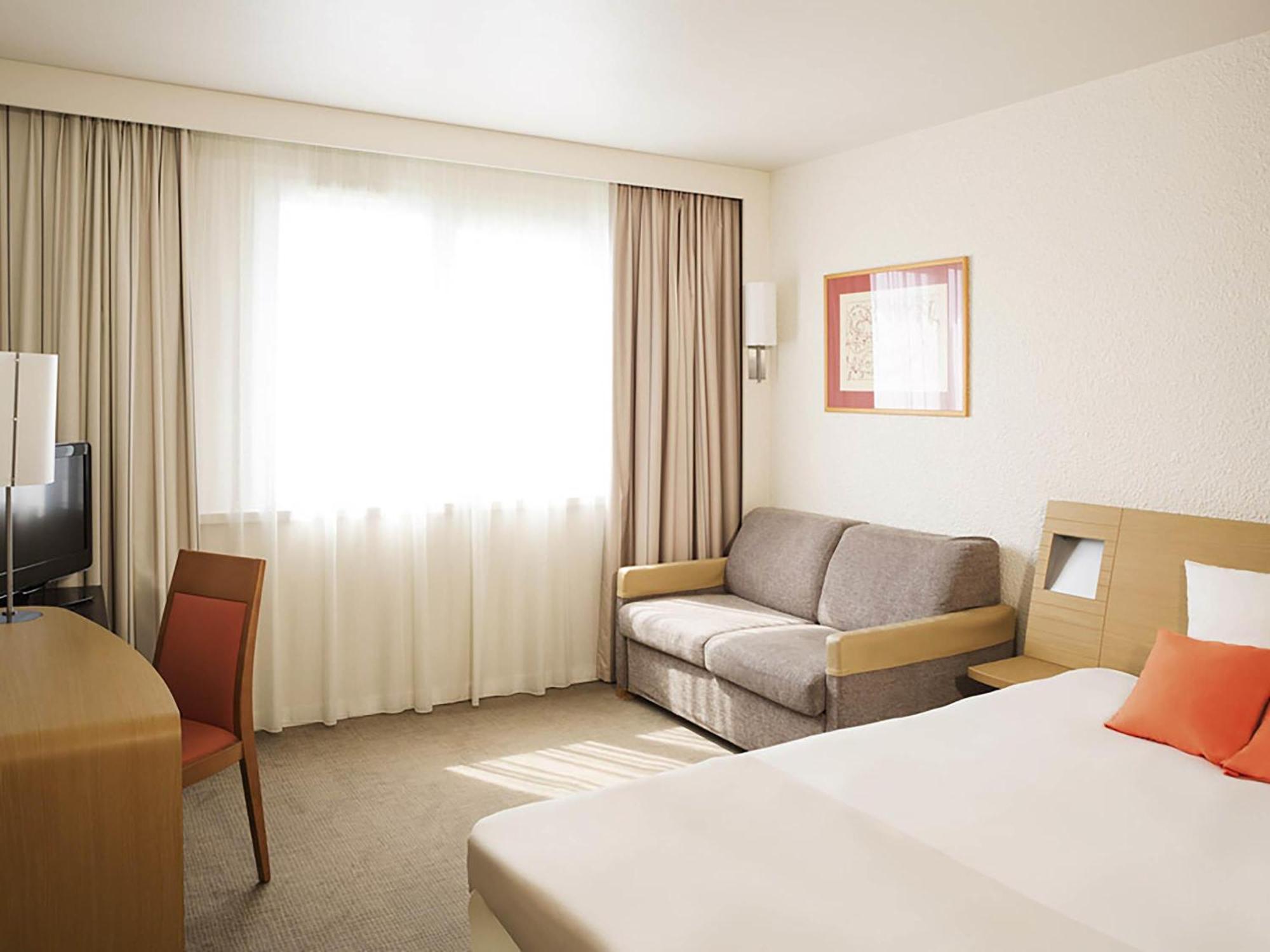 Superior Queen Room Double Sofa Bed,1704847528:JPEG