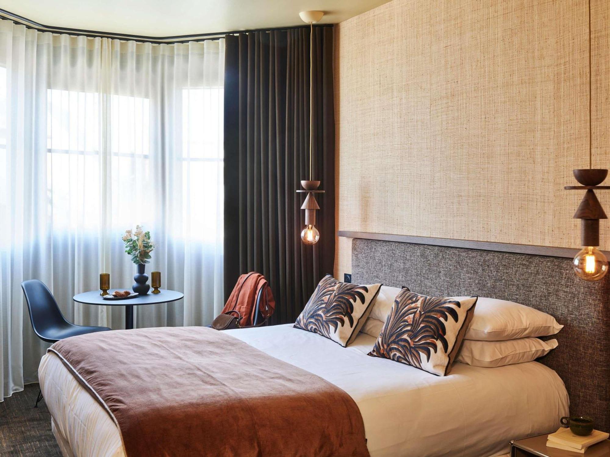 Classic Double Room with Side Sea View,1704868649:JPEG