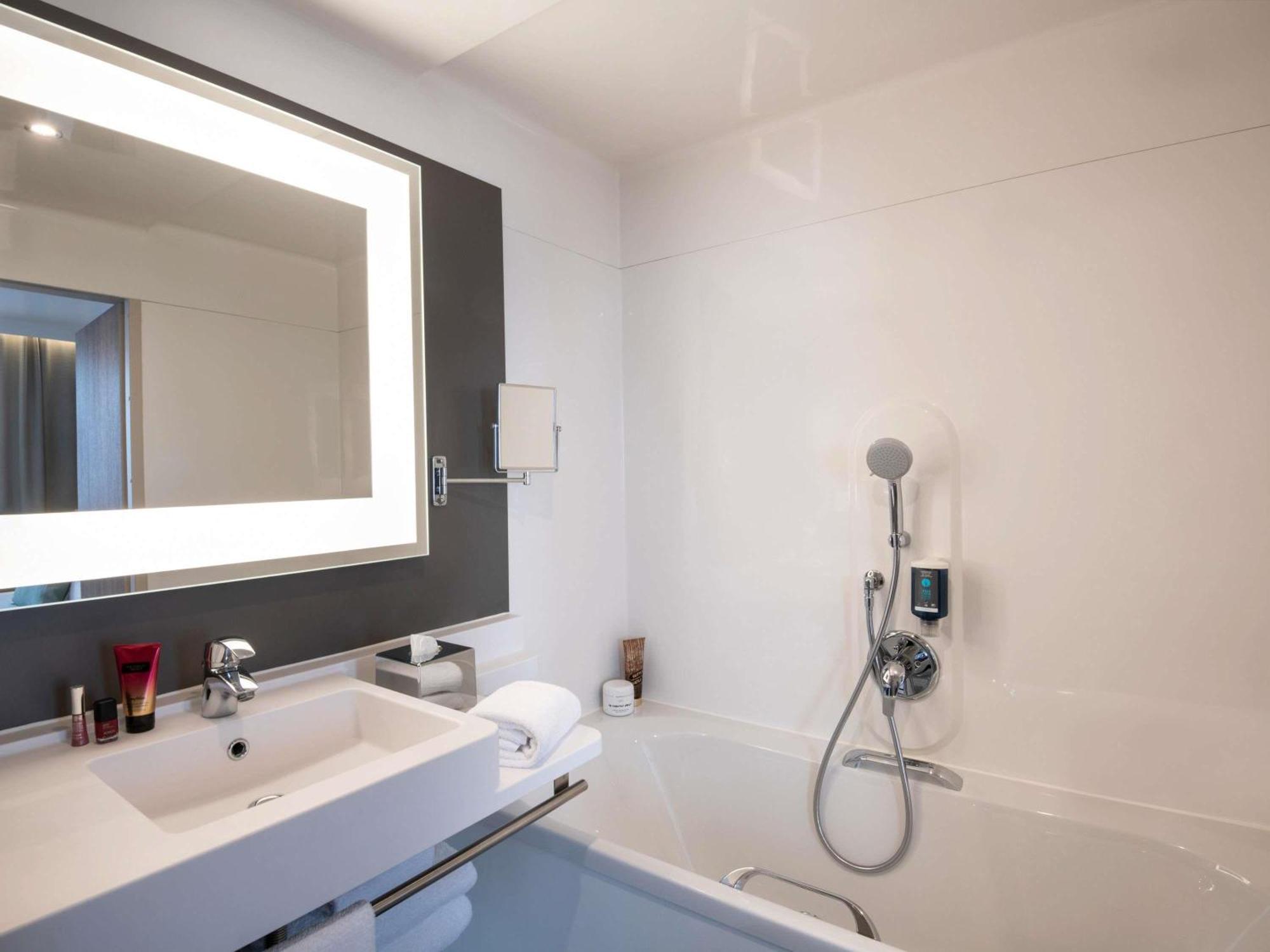 Superior Suite Two Single Beds