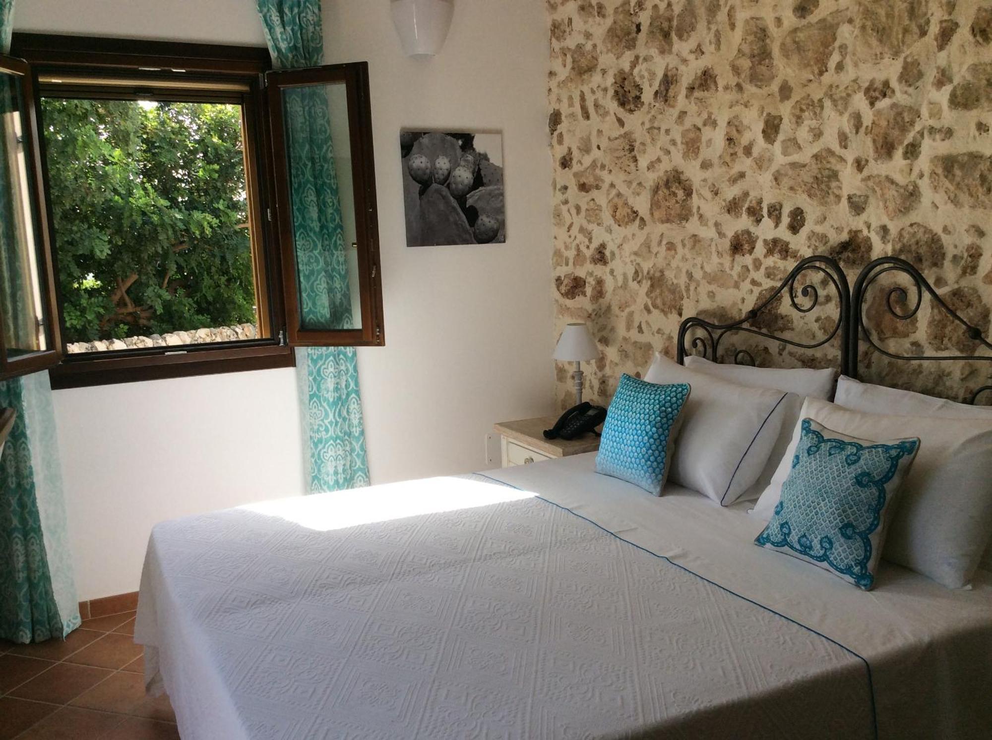Double Room Garden View