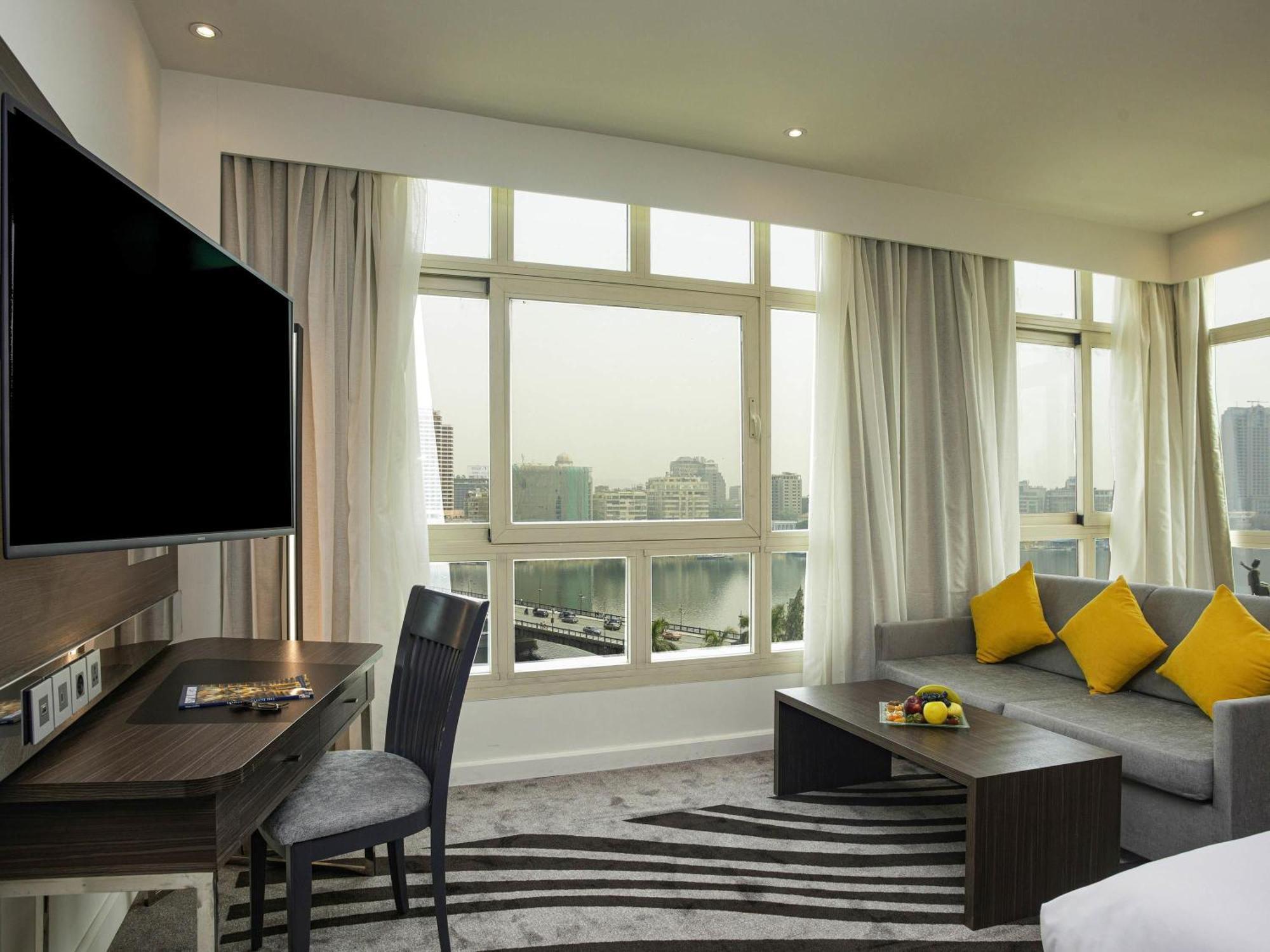 Junior Suite One Double Bed Sofa River Side