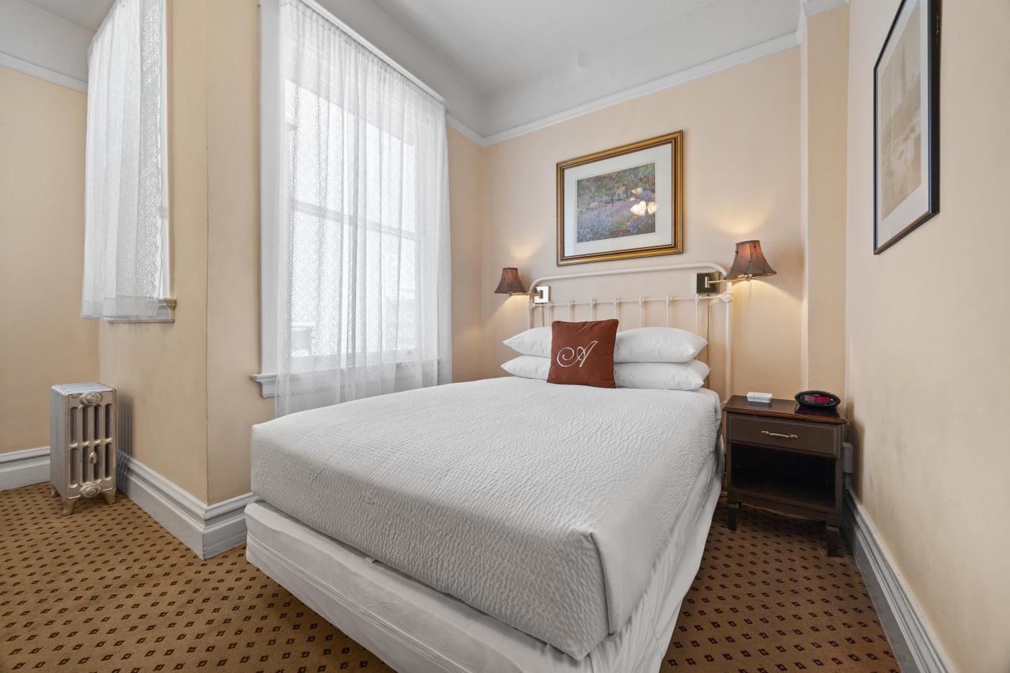 Room One Full Bed