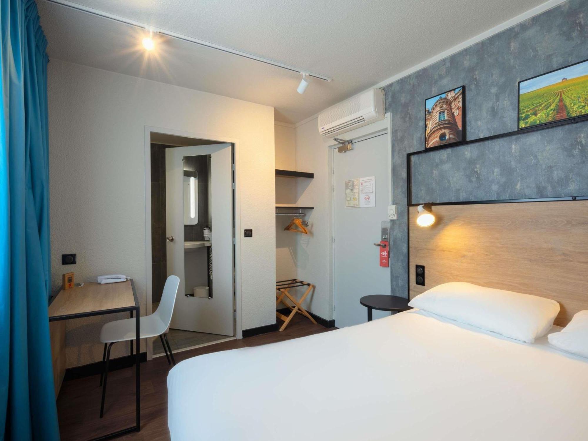 Classic Double Room Mobility Accessible