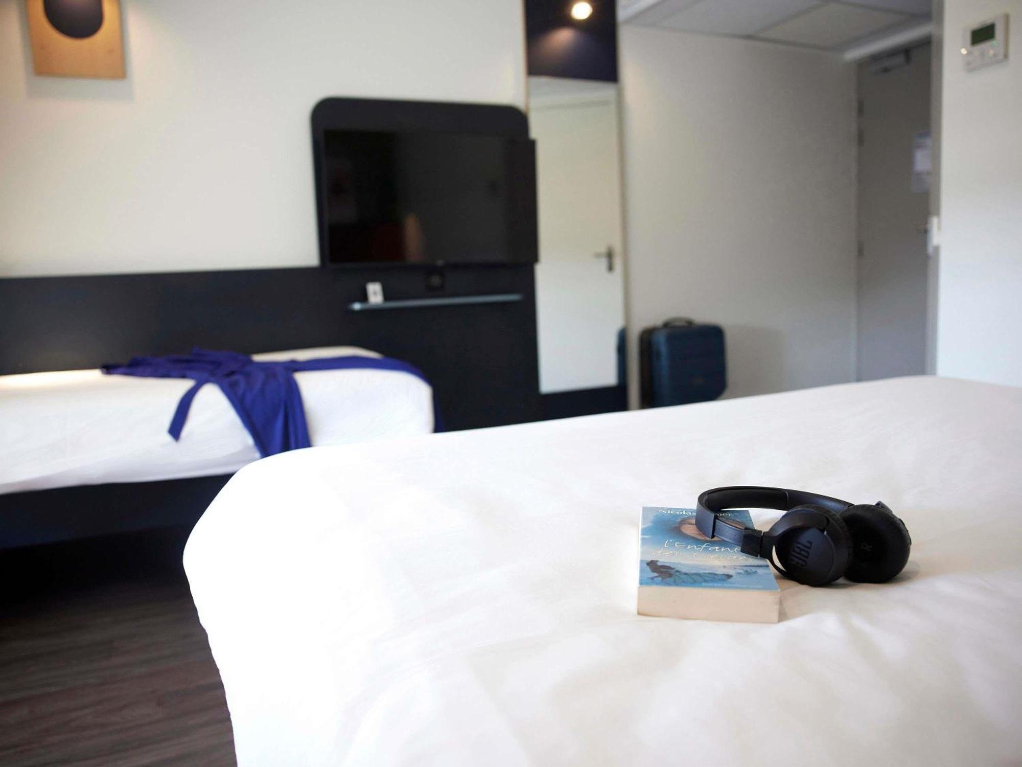 Chambre Standard avec 1 Lit Double et 1 Lit Simple
