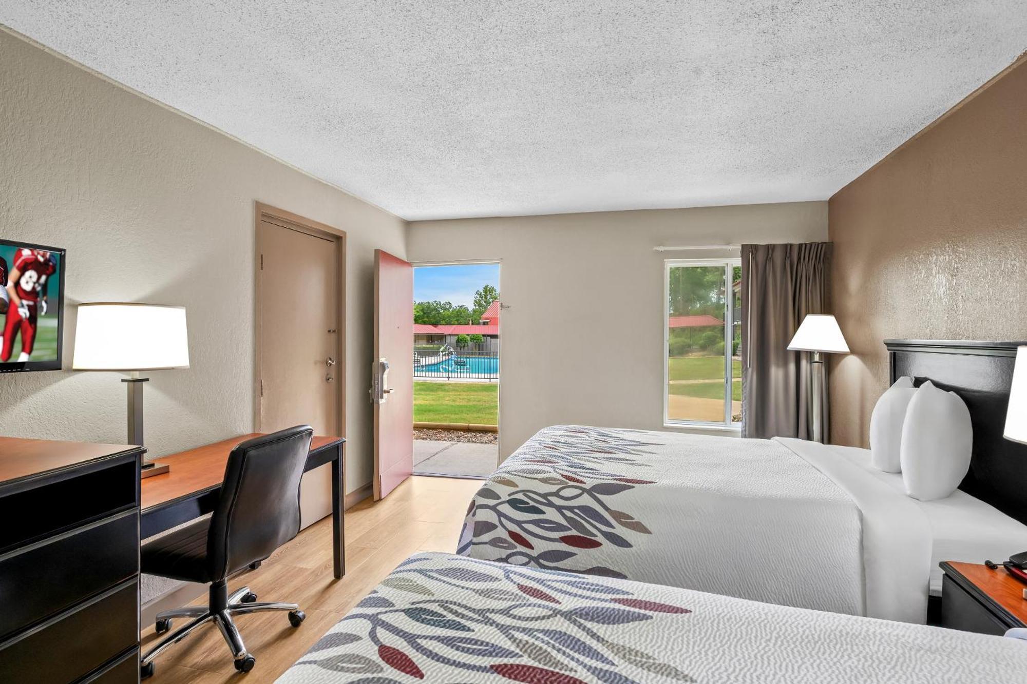 Deluxe Double Room Two Double Beds Poolside or Non-Smoking