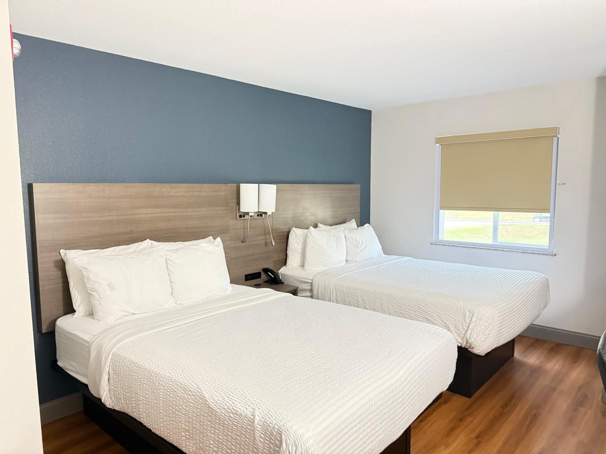 Double Room Two Double Beds Non-Smoking