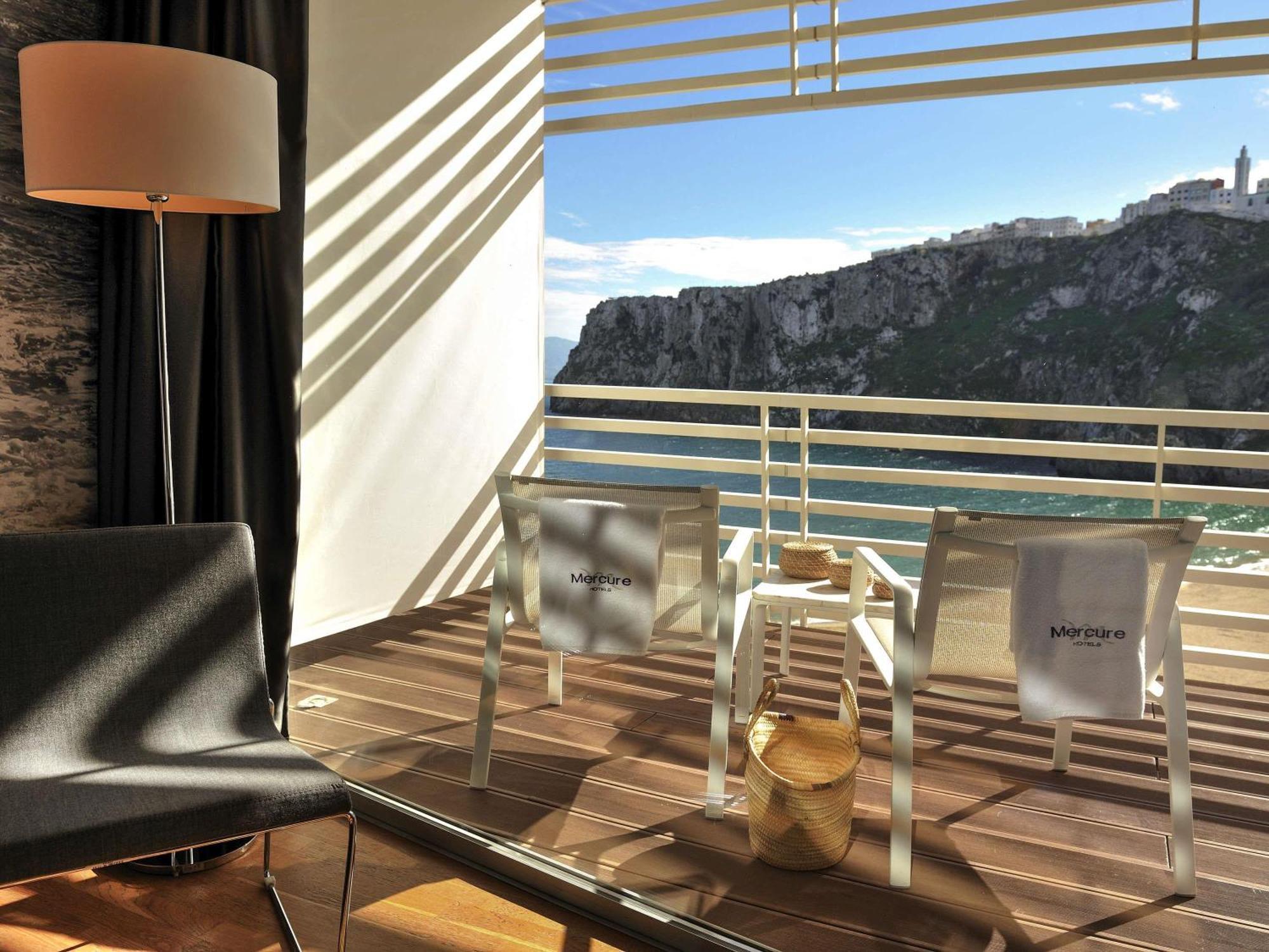 Standaard Tweepersoonskamer aan de Oceaanzijde met 2 Aparte Bedden en een Balkon