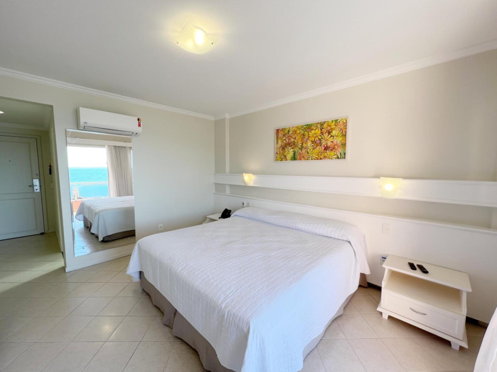 Deluxe Double or Twin Room Sea View