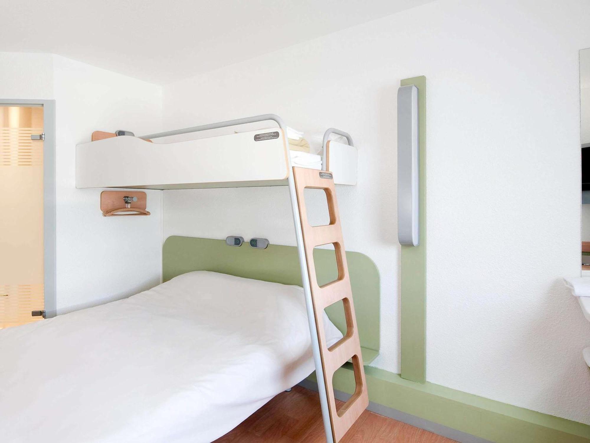 Triple Room One Double Bed One Bunk Bed