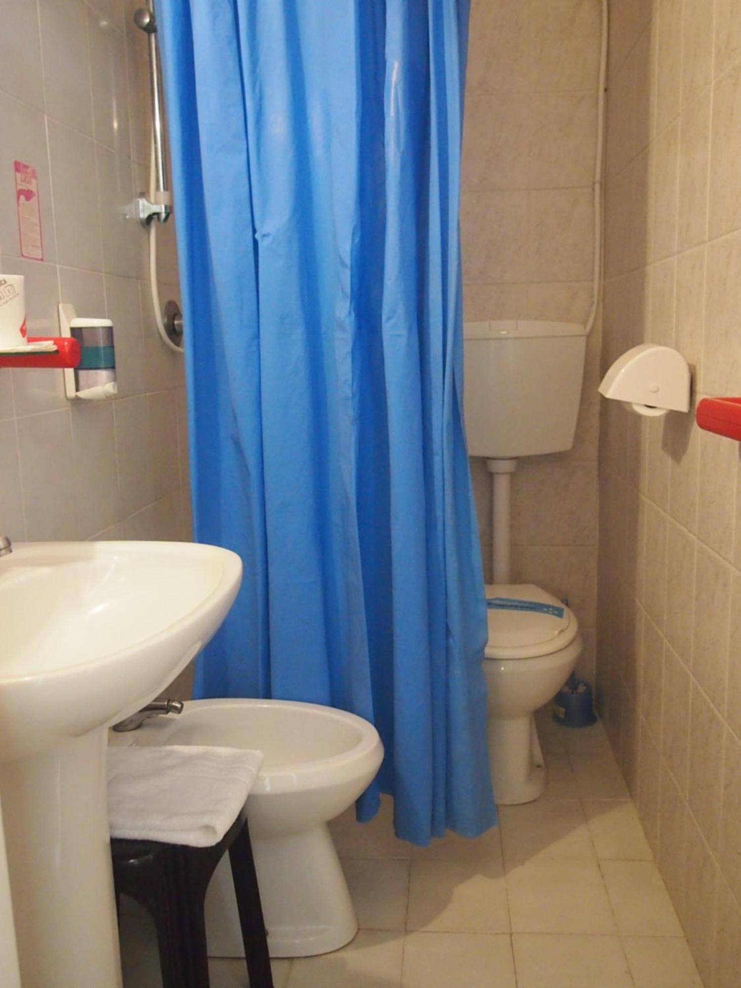 Double or Twin Room Sea View