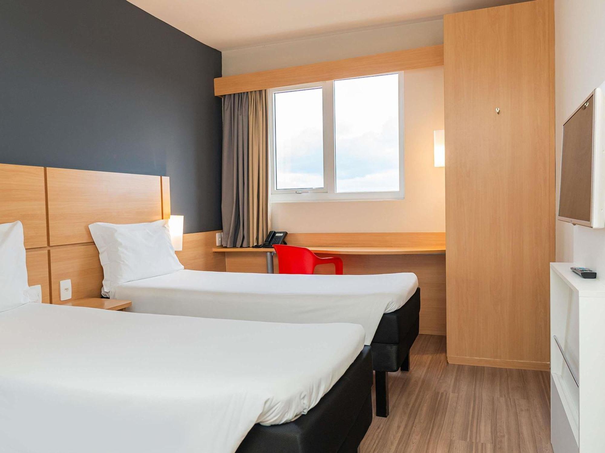 Standard Apartment Twin Beds