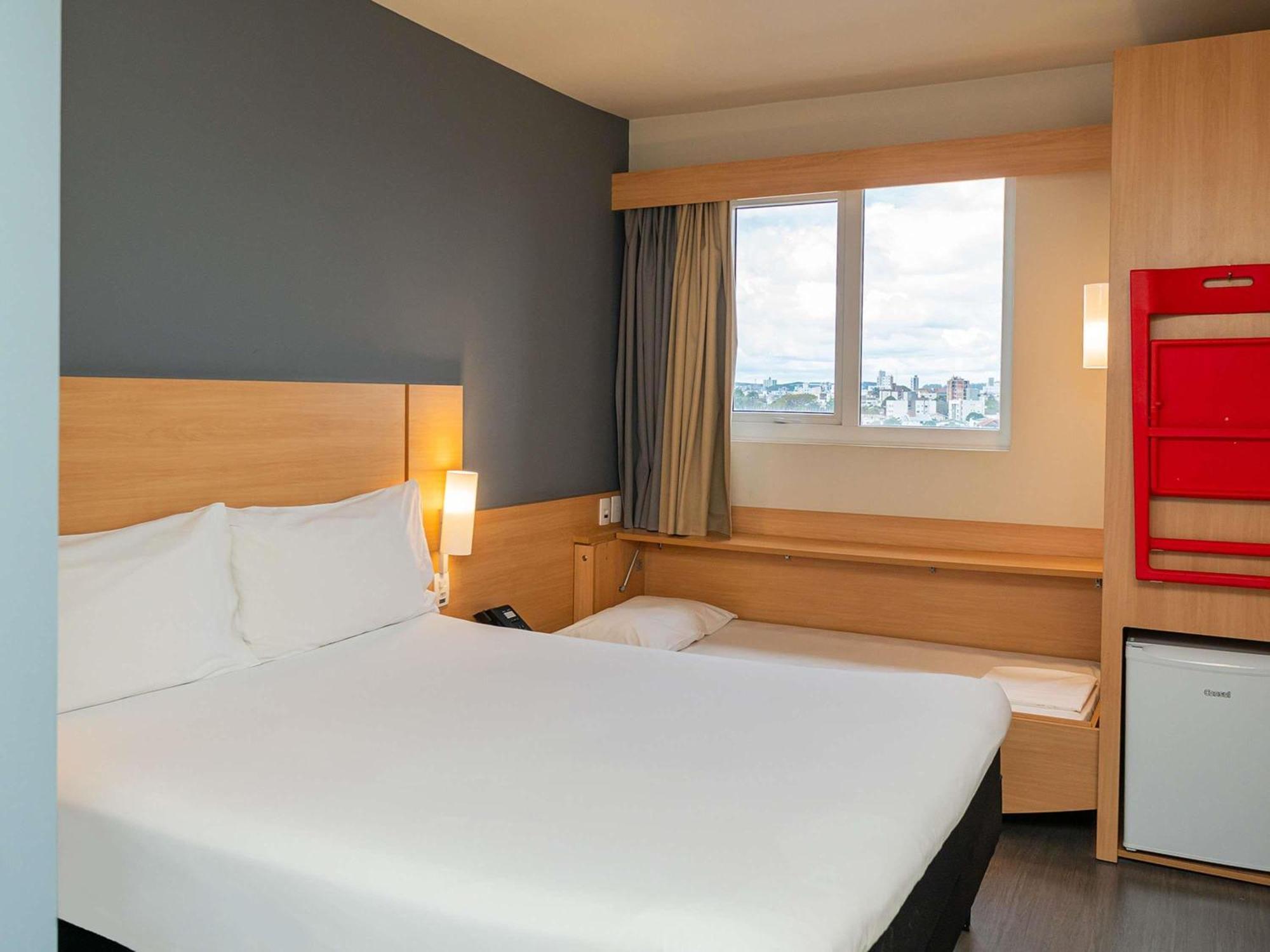Standard Apartment One Double Bed One Single Bed