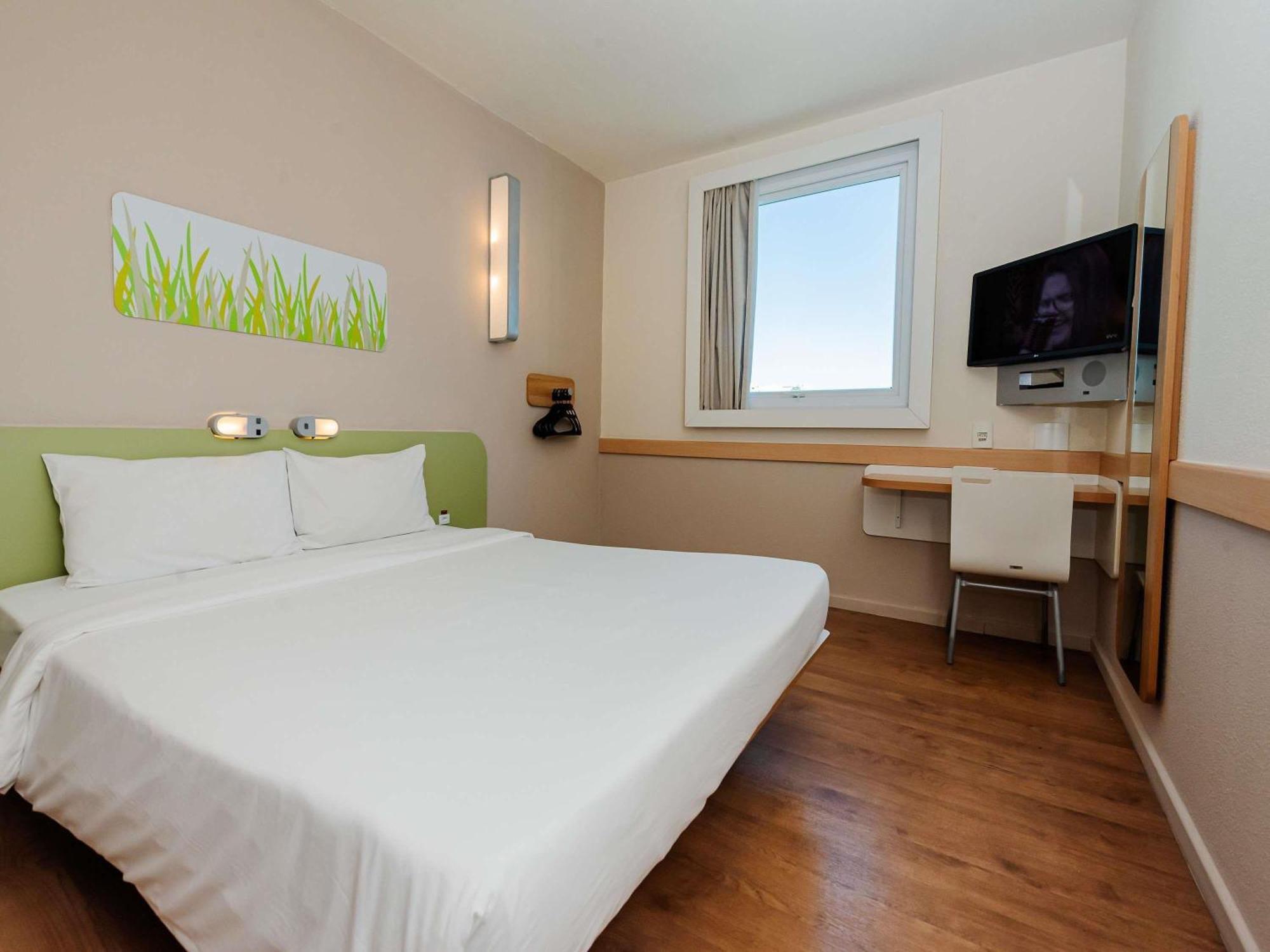 Standard Double Room Disability Access
