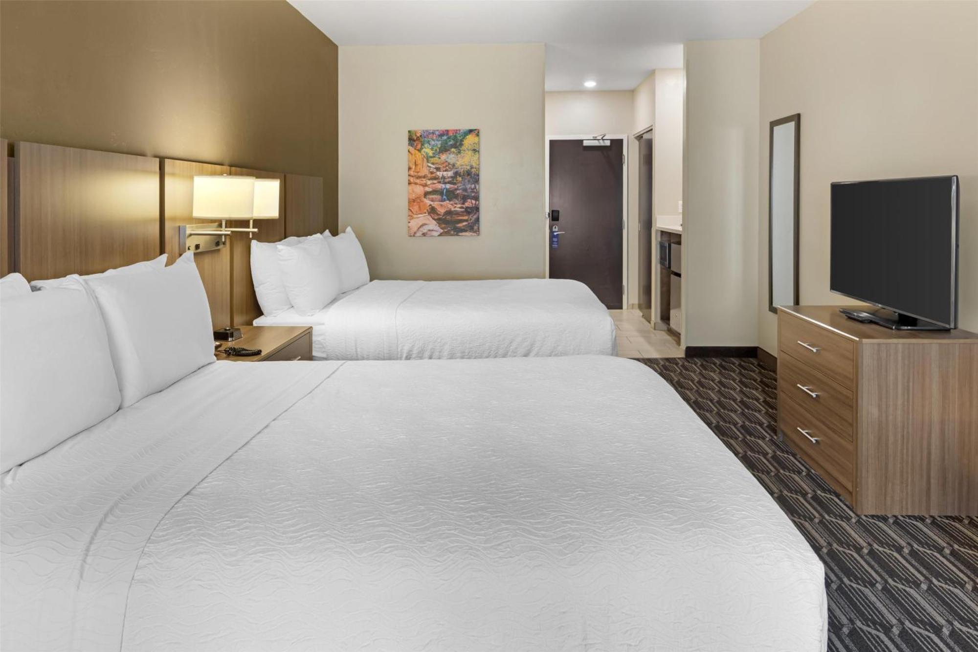 Queen Room Two Queen Beds