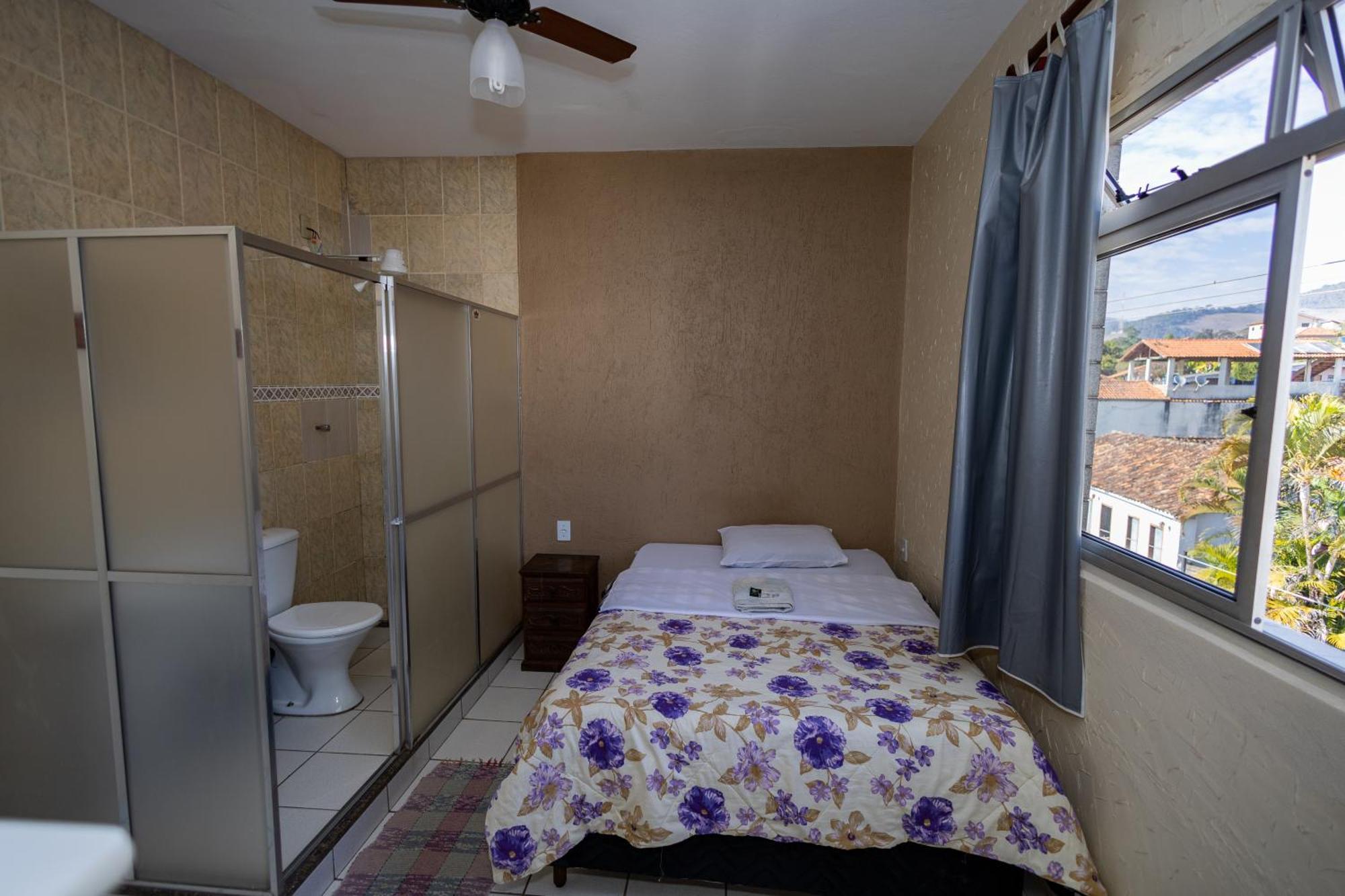 Single Room Private Bathroom