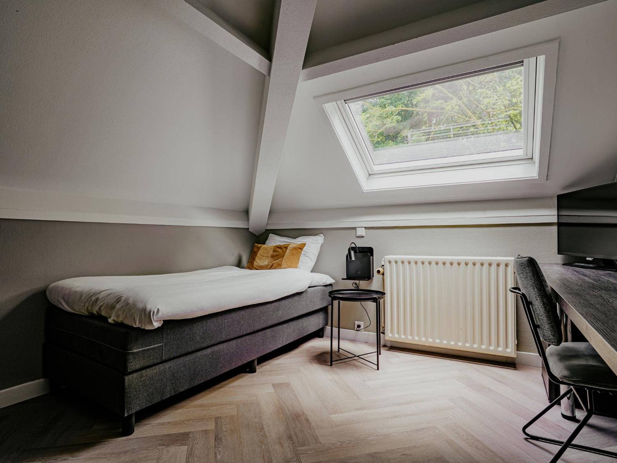 Economy Single Room