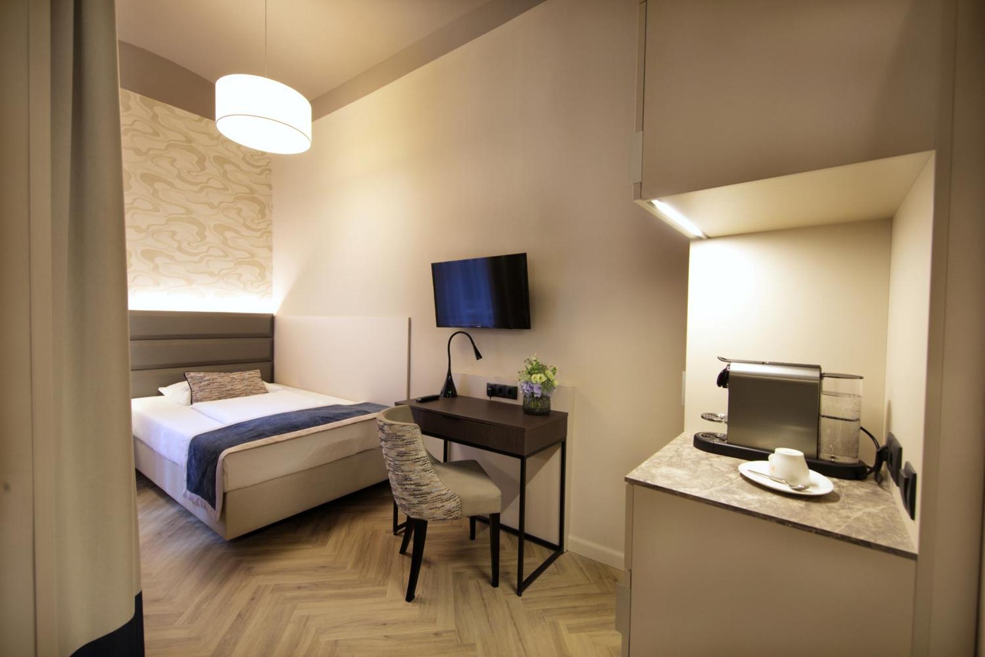 Superior Single Room